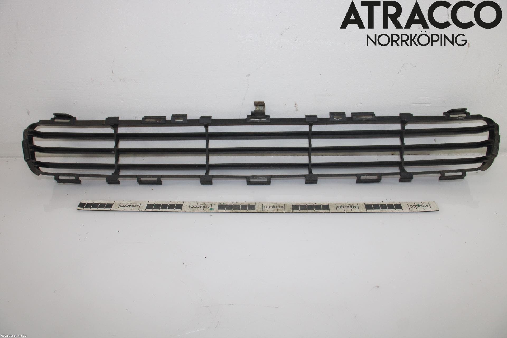 Toyota AVENSIS 03-06 Grill-Galler