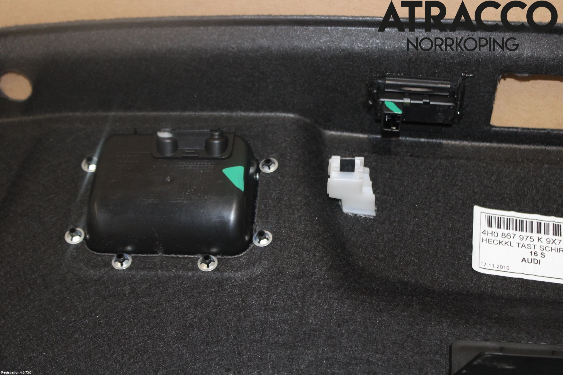 Audi A8/S8 4H 10-17 Inredning Bakluckeklädsel