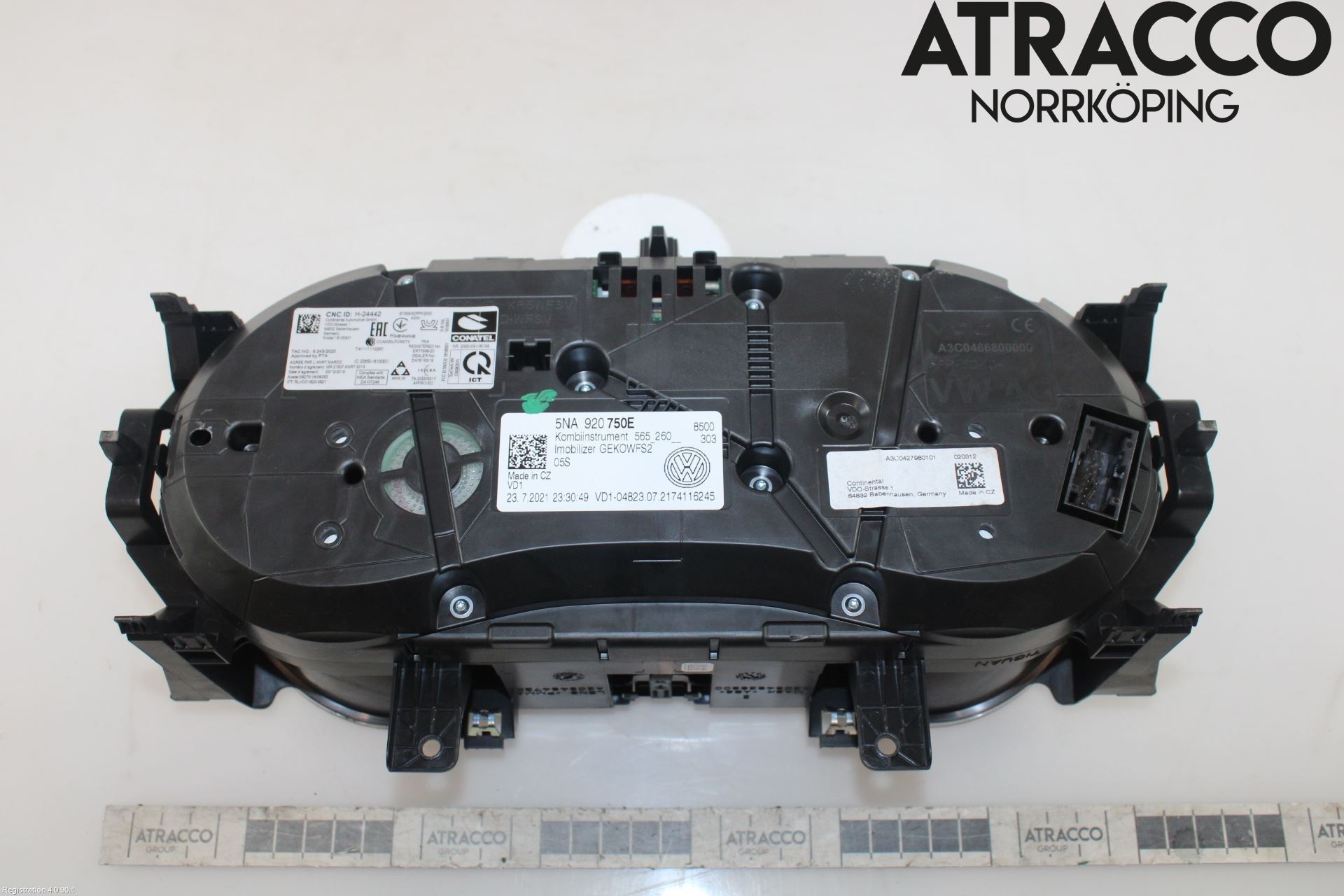 Volkswagen VW TIGUAN 16-24 Instrument Komb
