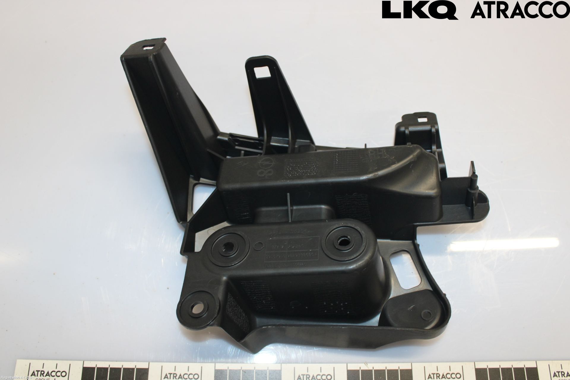 Opel CORSA F, CORSA-E 20- Stötfångarfäste Bak Hö