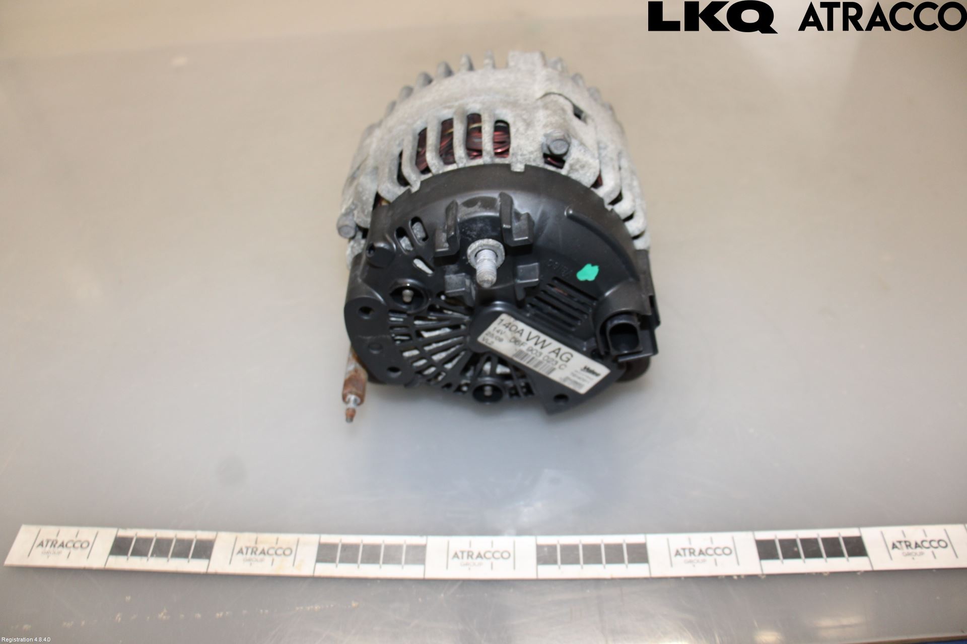 Volkswagen VW CADDY      04-10 Generator