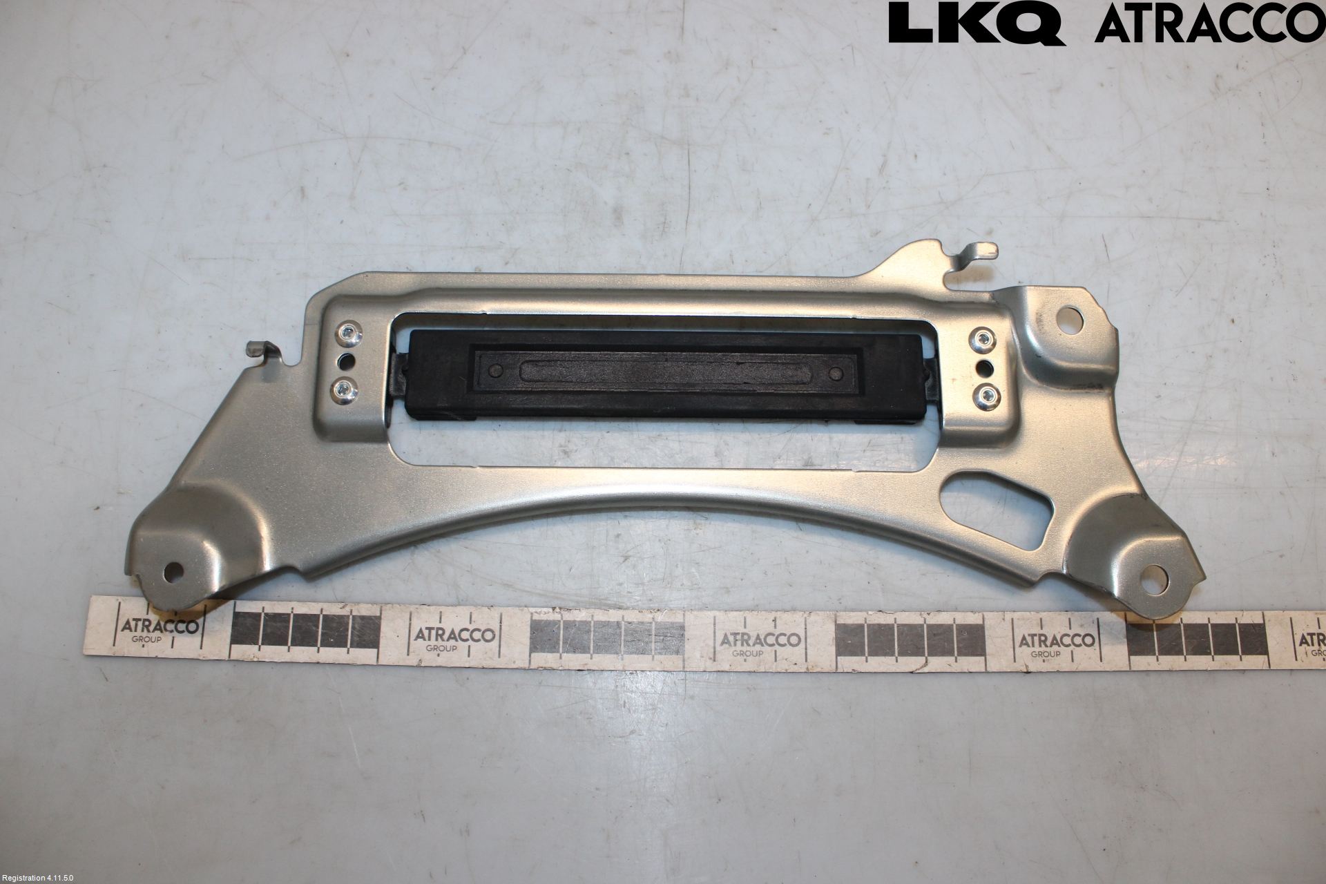 Toyota RAV4 19- Vibrationsdämpare