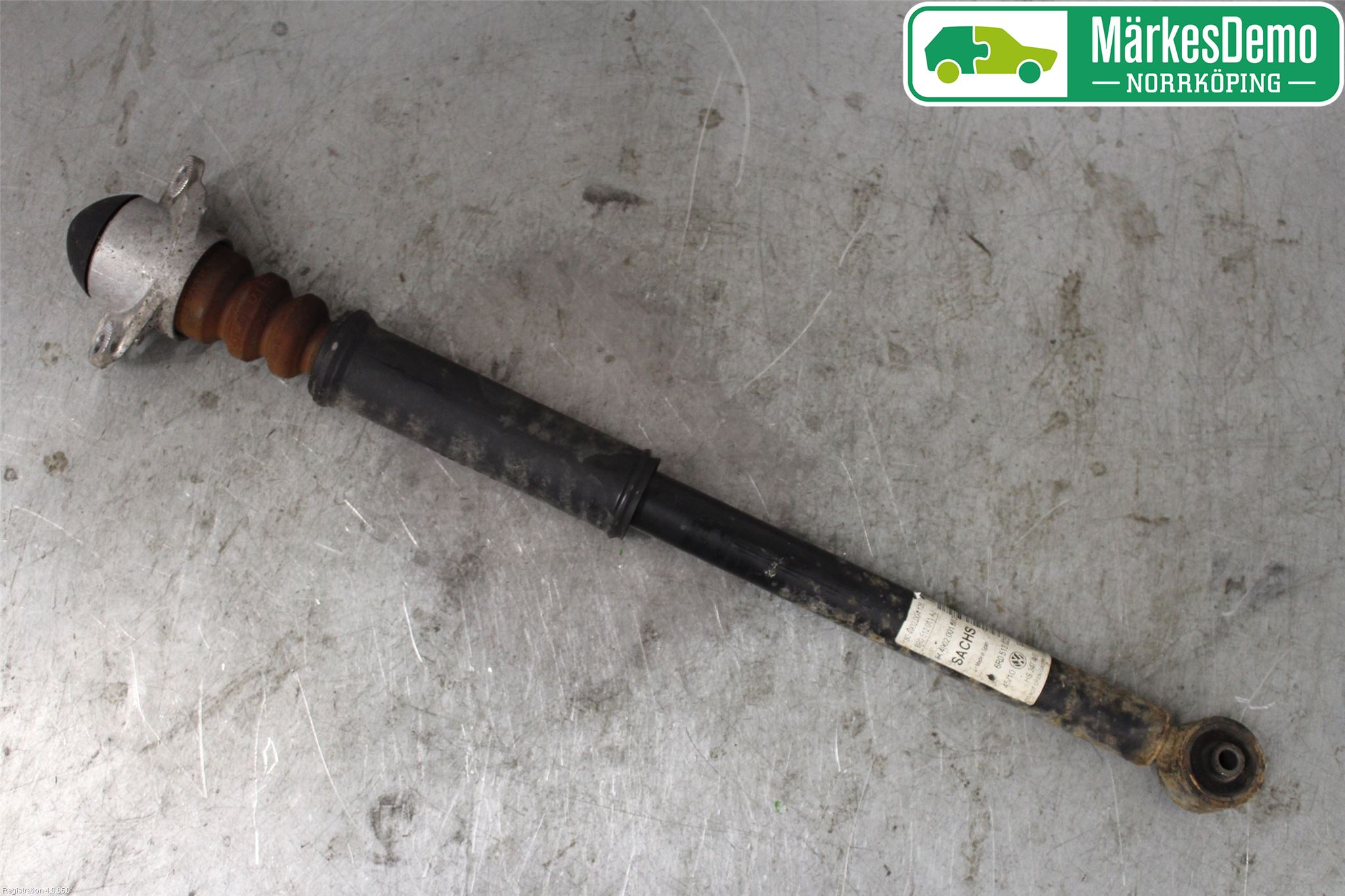 Volkswagen VW POLO 10-17 Stötdämpare Bak