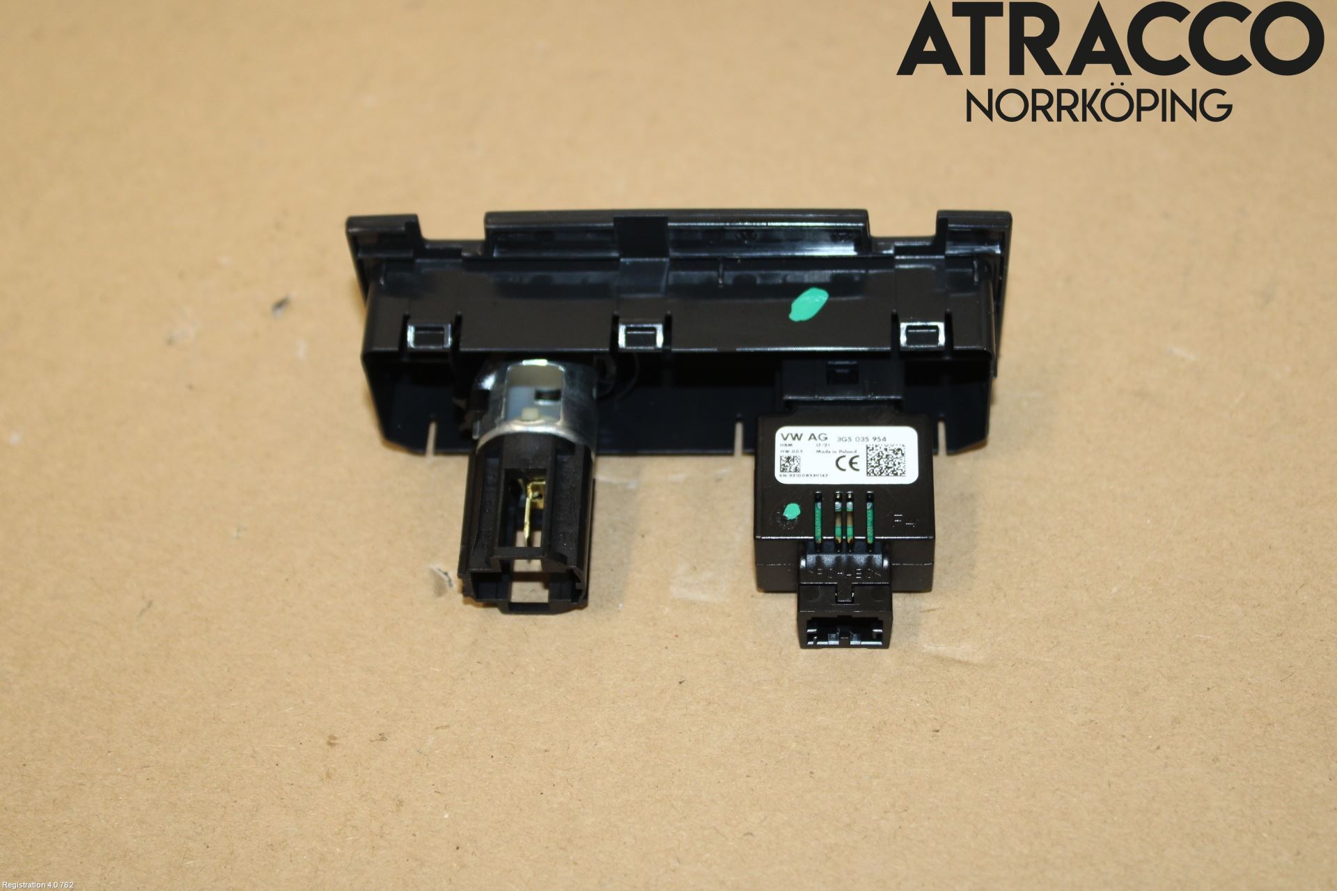 Volkswagen VW PASSAT 20-24 Usb Connection