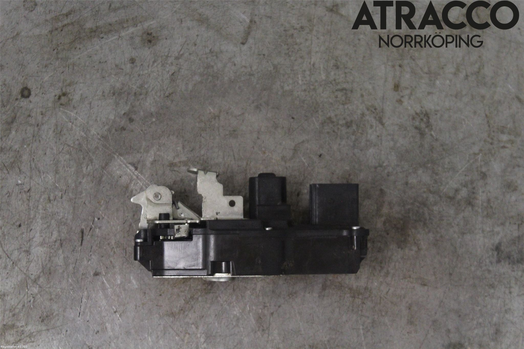 Tesla MODEL S 13- Låskista-Dörrlås