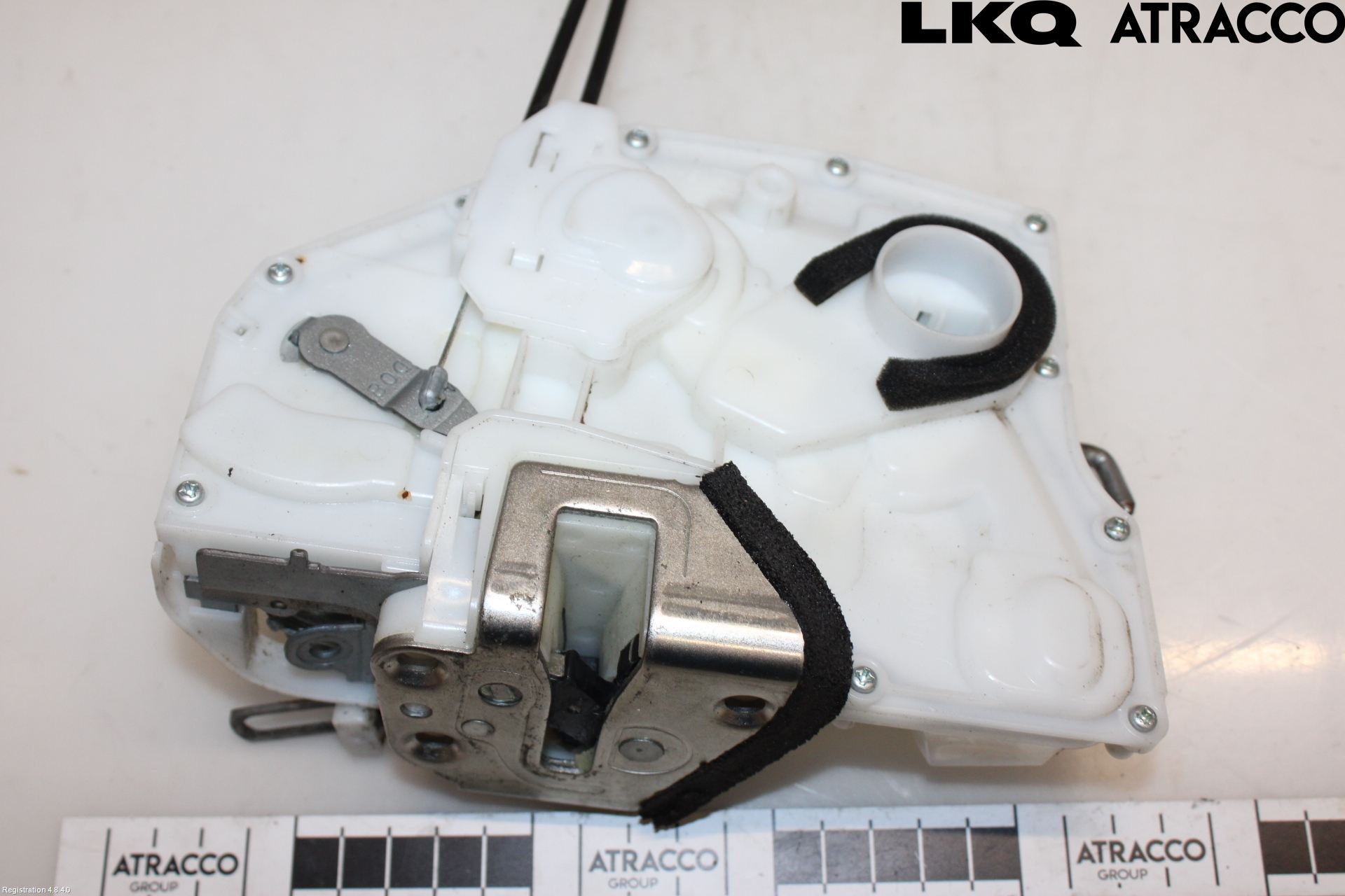 Suzuki SWIFT 11-16 Låskista-Dörrlås