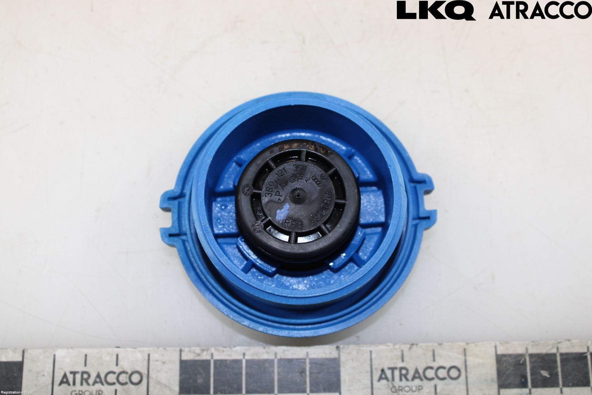 Skoda SUPERB 09-15 Expansionstank Lock