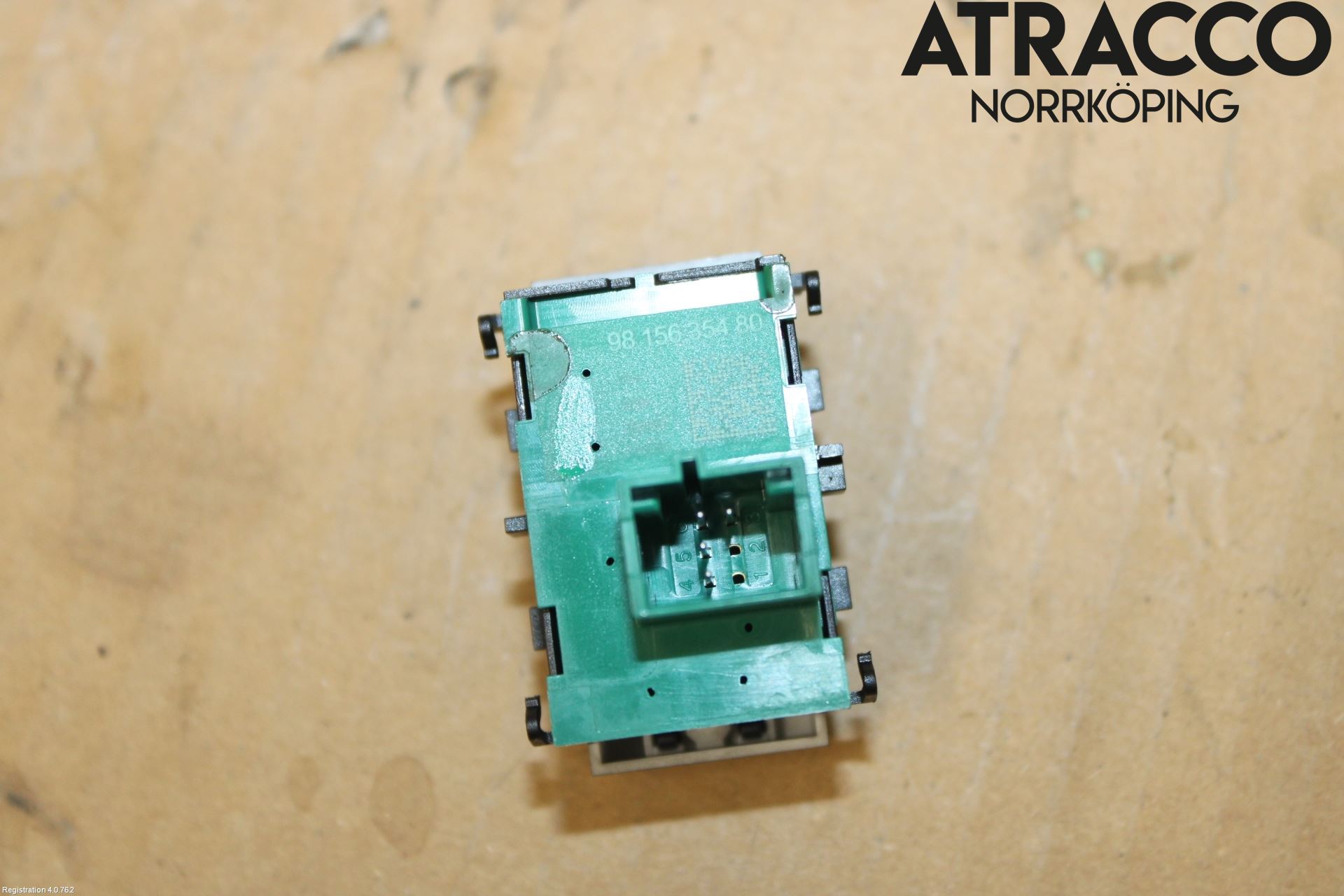 Peugeot 208/E-208 20- Strömställare Övrigt