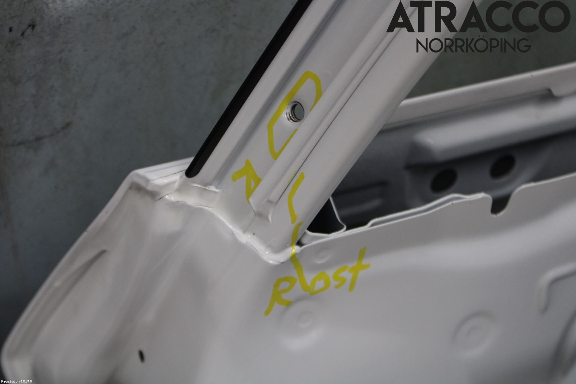 Toyota VERSO-S 11-16 Dörr Bak Vänster