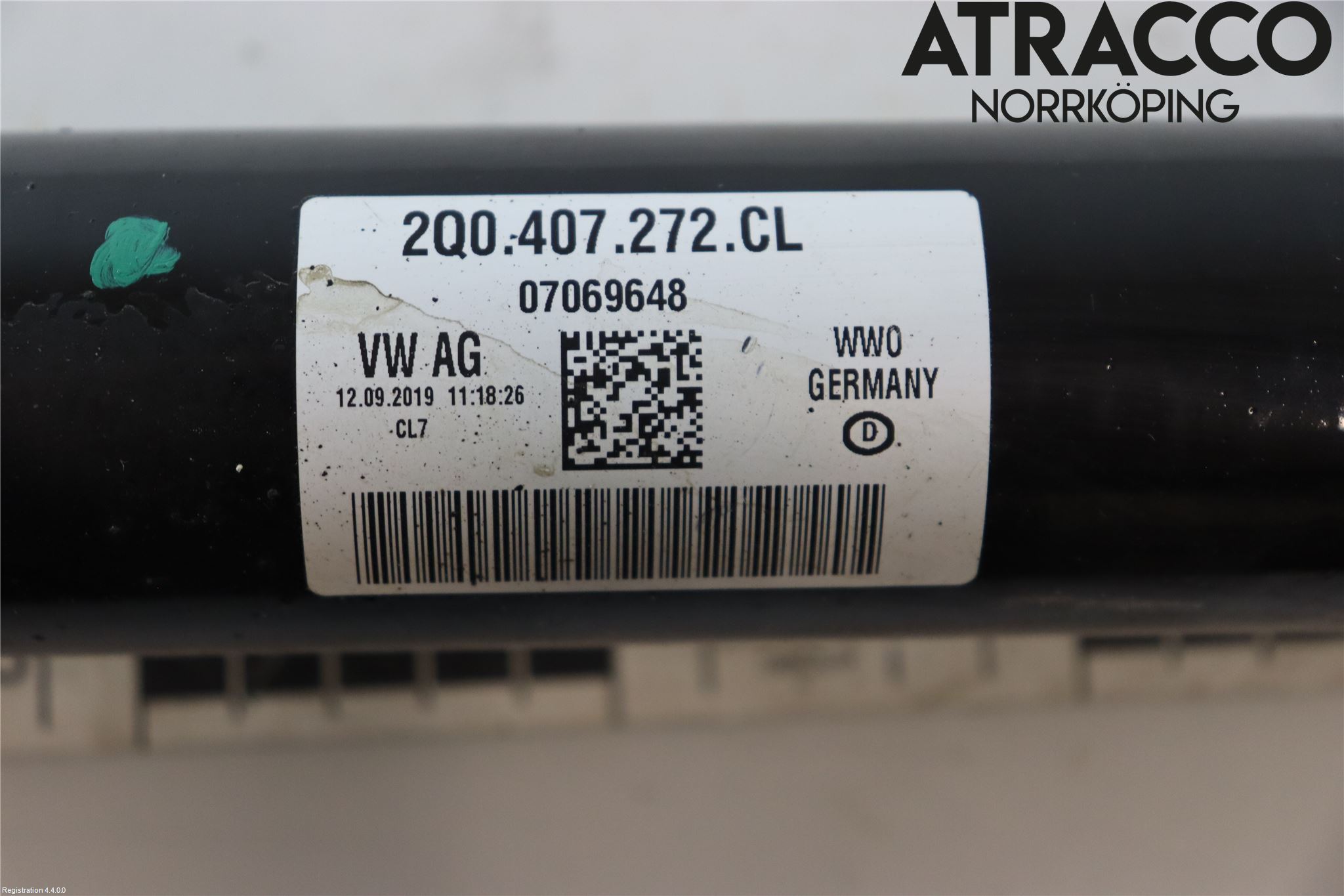 Volkswagen VW T-CROSS 19- Drivaxel Fram Höger