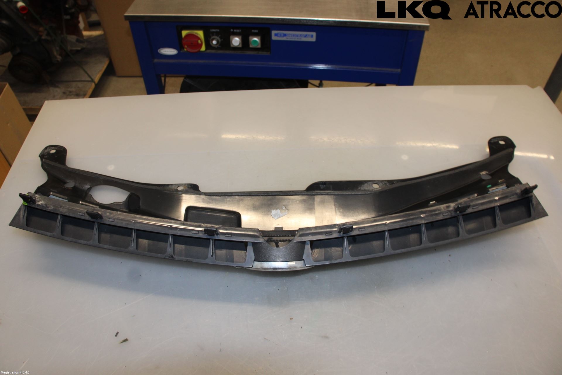 Opel ASTRA H 04-12 Grill Komp