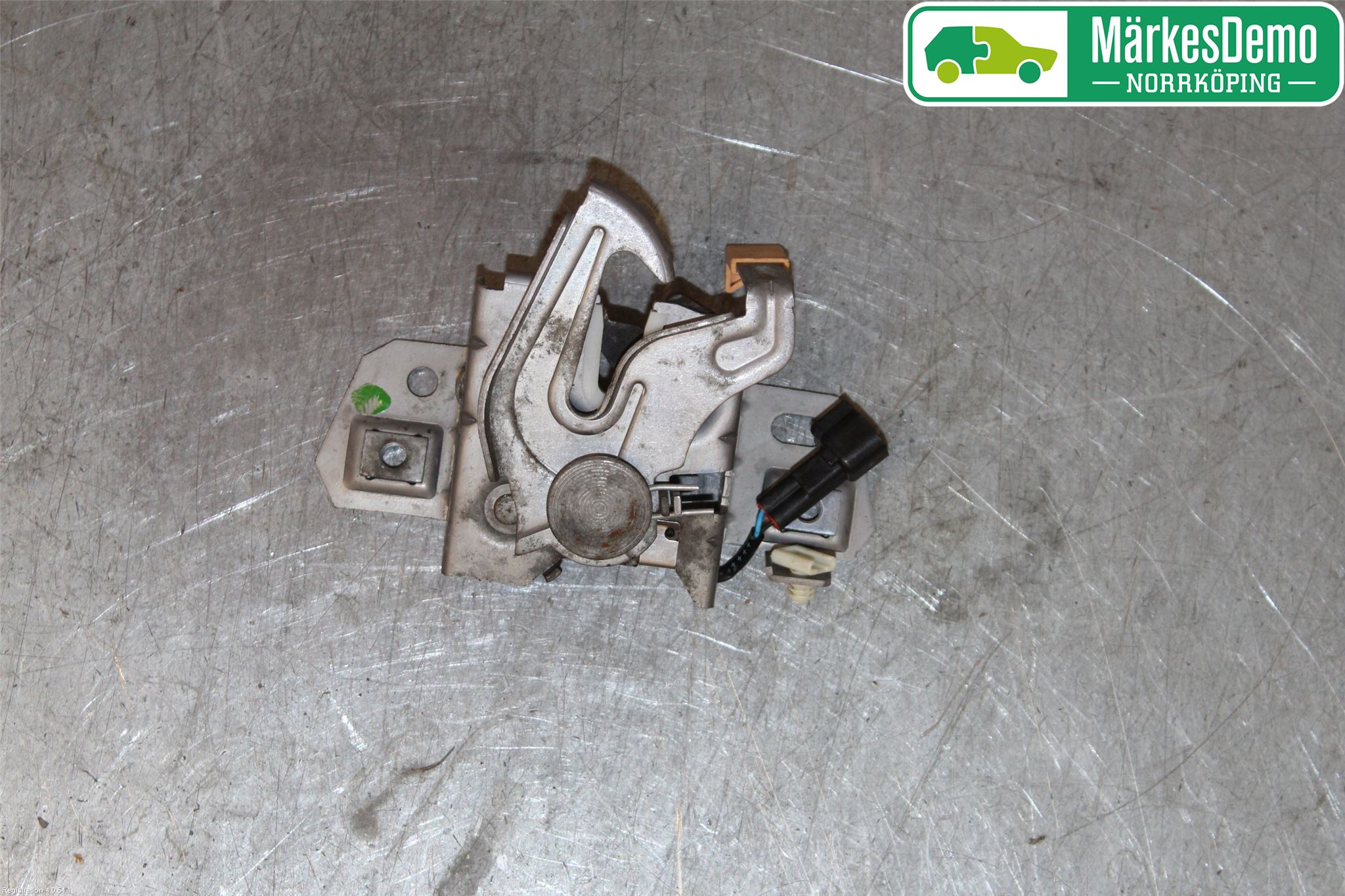 Volvo S40 08-12 Huvlås