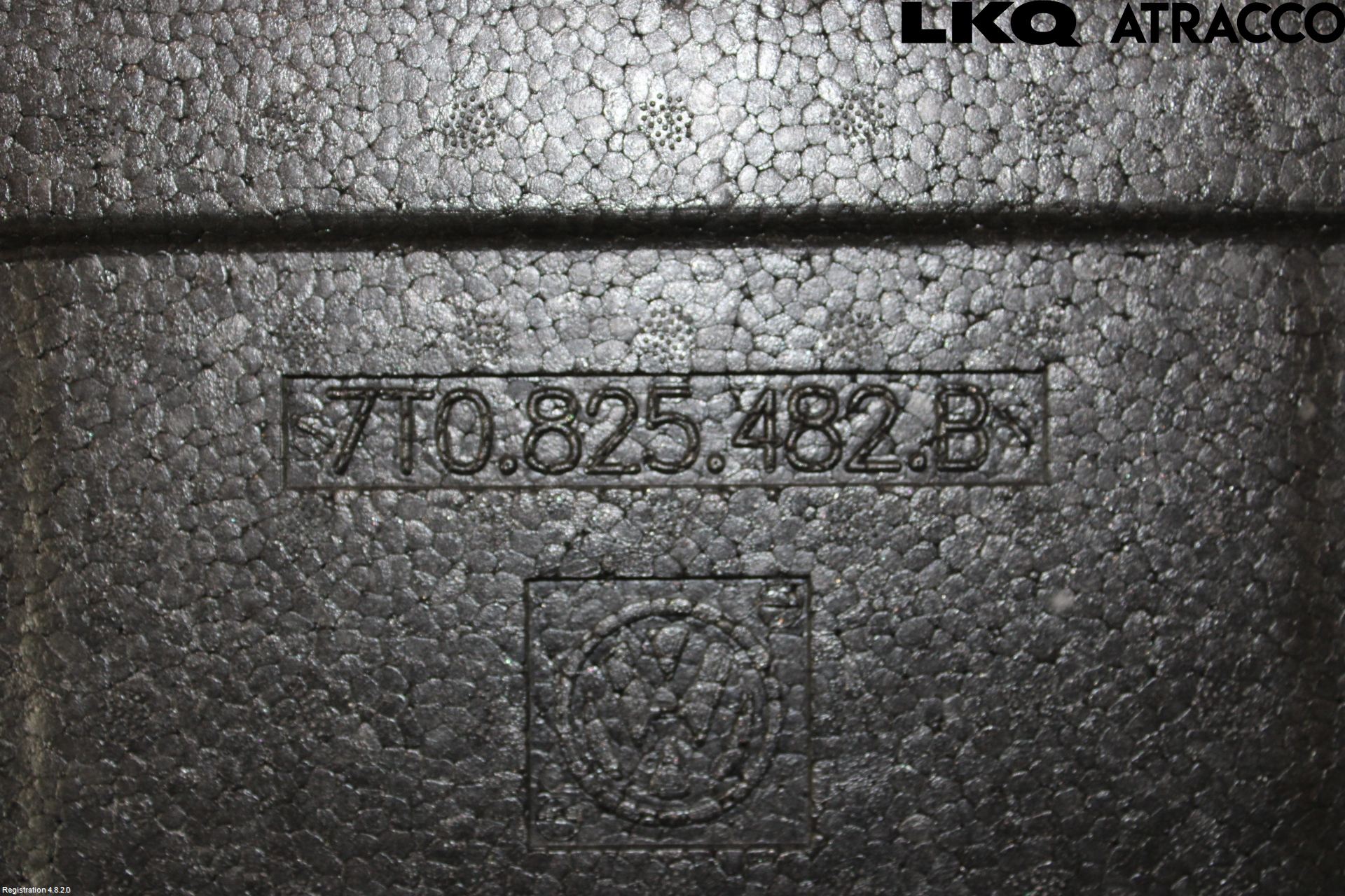 Volkswagen VW TRANSP/CARAVELLE (T7) 22-24 Hasplåt Plåt-Plast