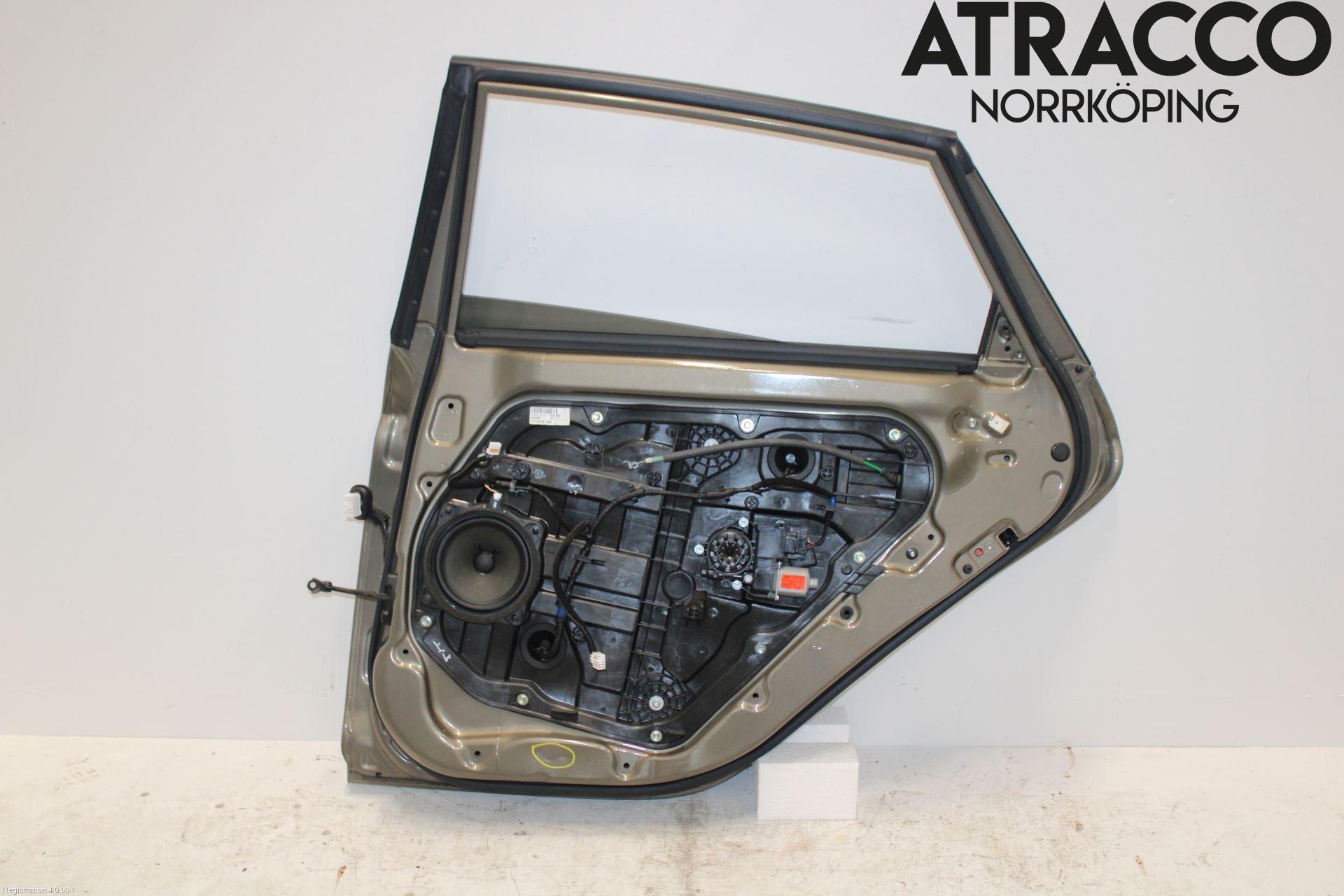 Hyundai i40 08-15 Dörr Bak Höger