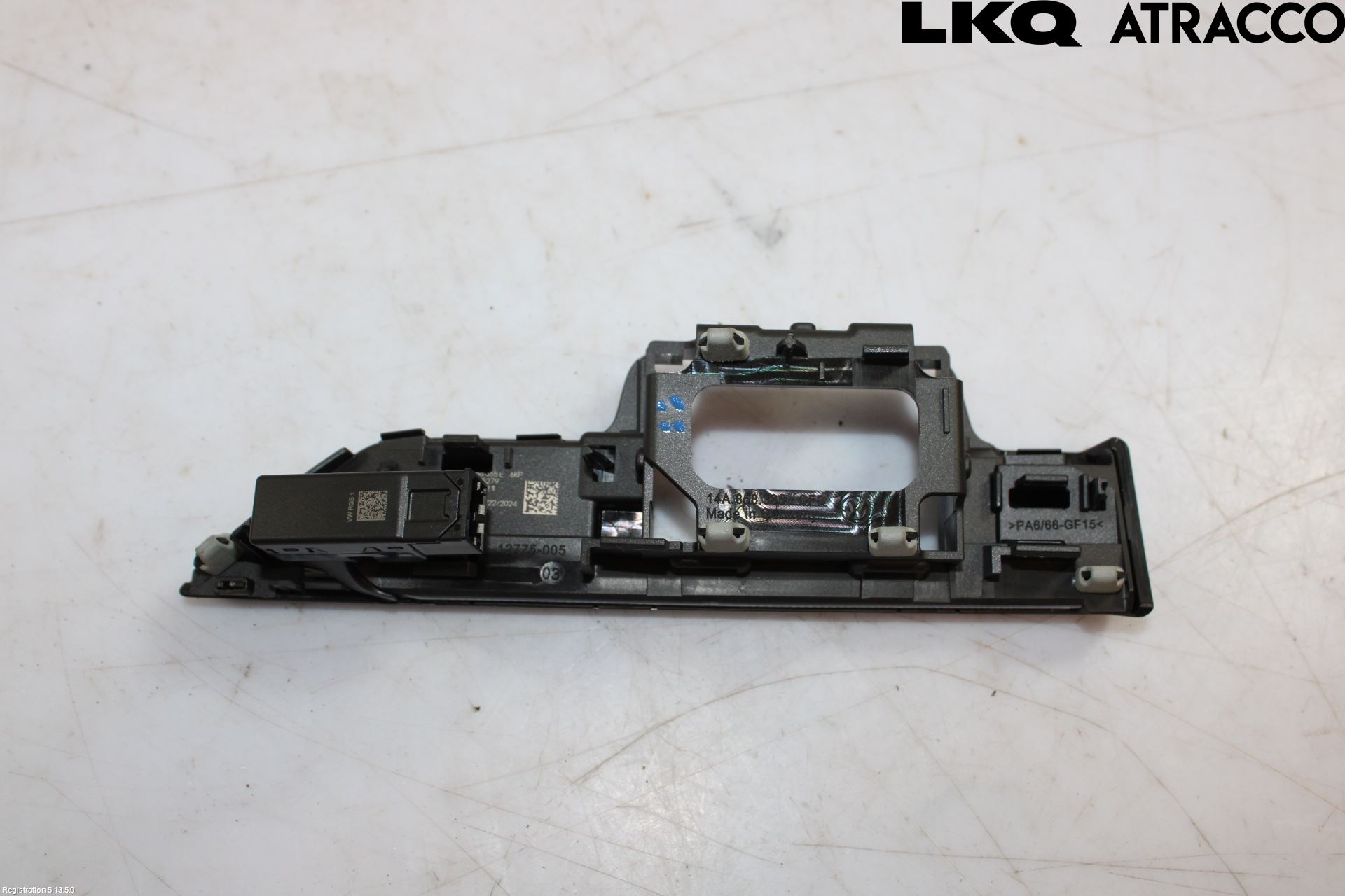 Volkswagen VW ID.7/TOURER 24- Instrumentbräda Inlägg-Dekorlist
