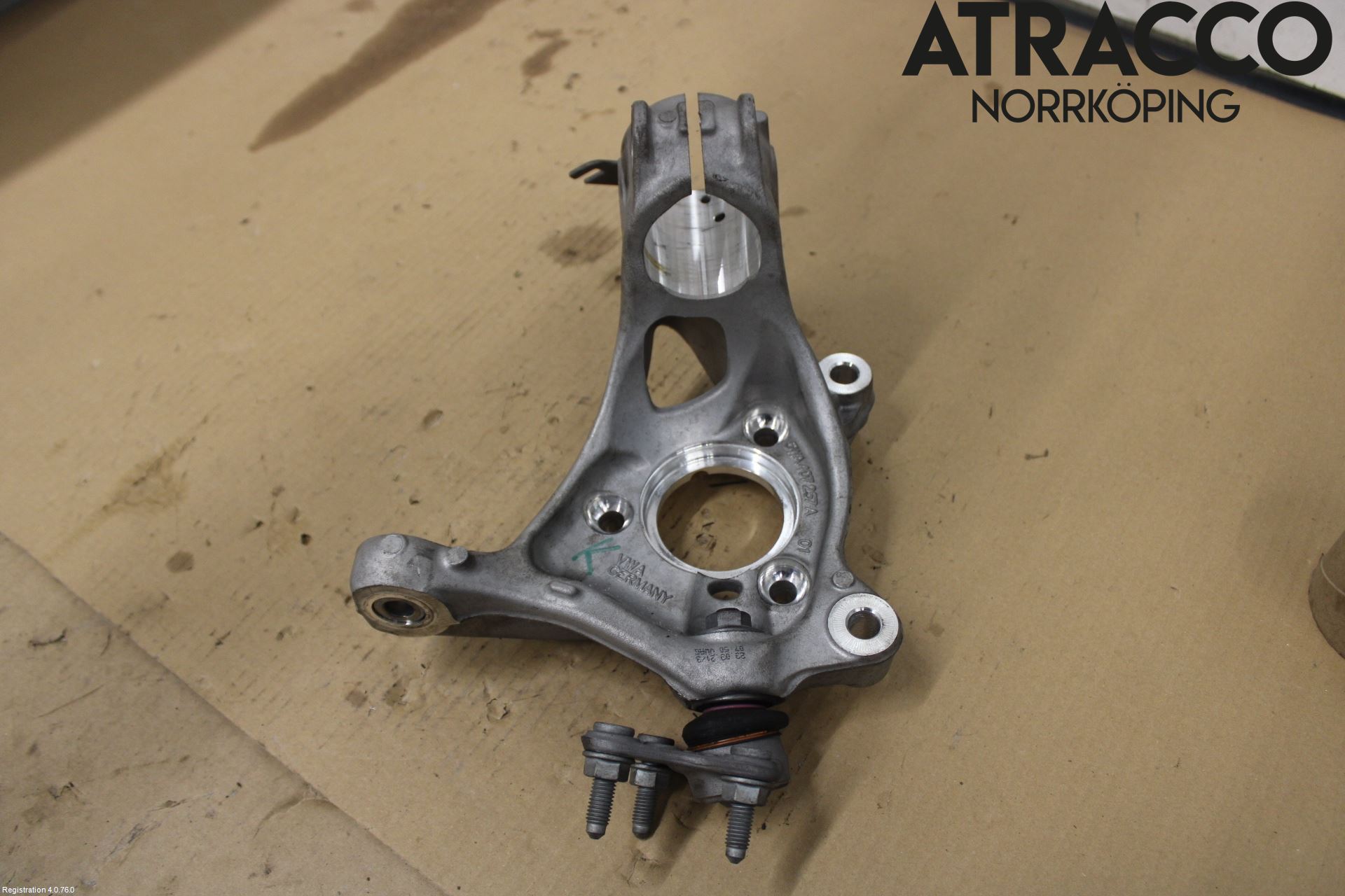 Audi A3/S3 8Y 21- Styrspindel Lagerhus Vä