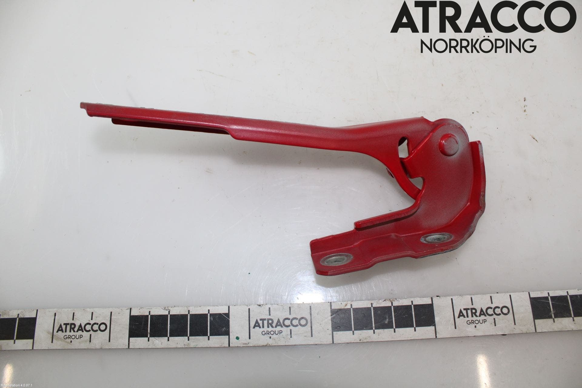 Audi A3/S3 05-13 Huvgångjärn