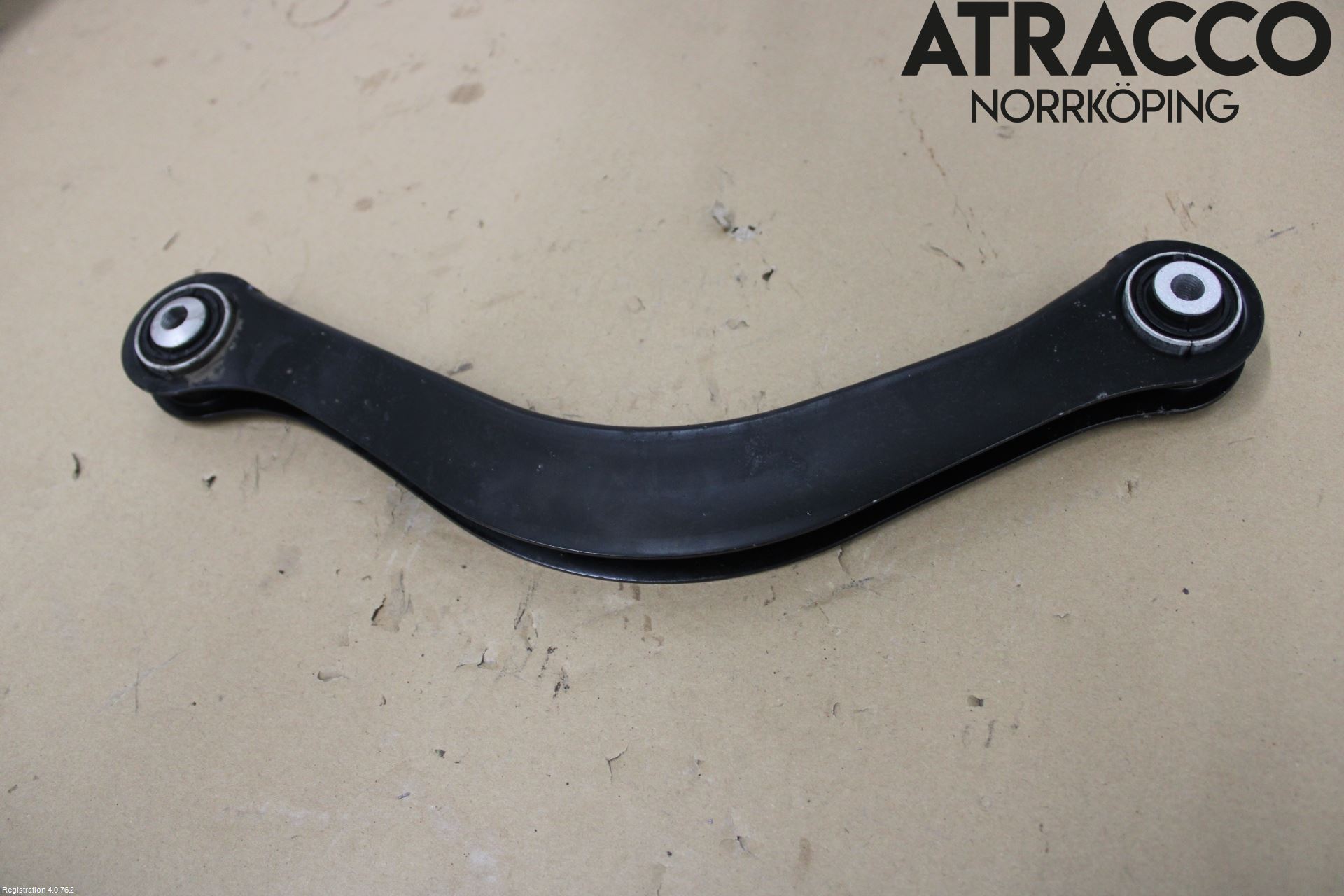 Audi A4/S4 B9 16-19 Bärarm Bak Övre Höger