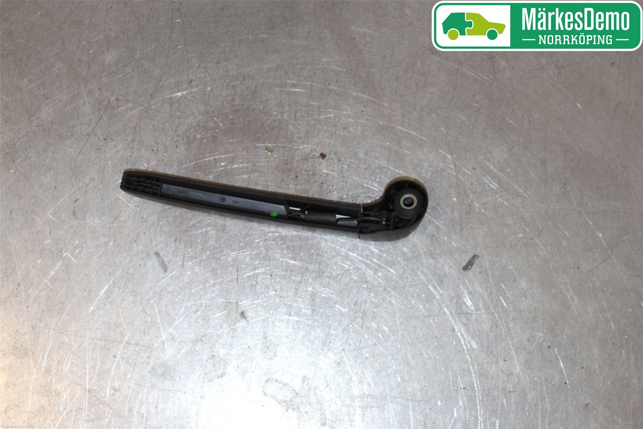 Audi Q2/SQ2 17- Torkararm-Bakruta