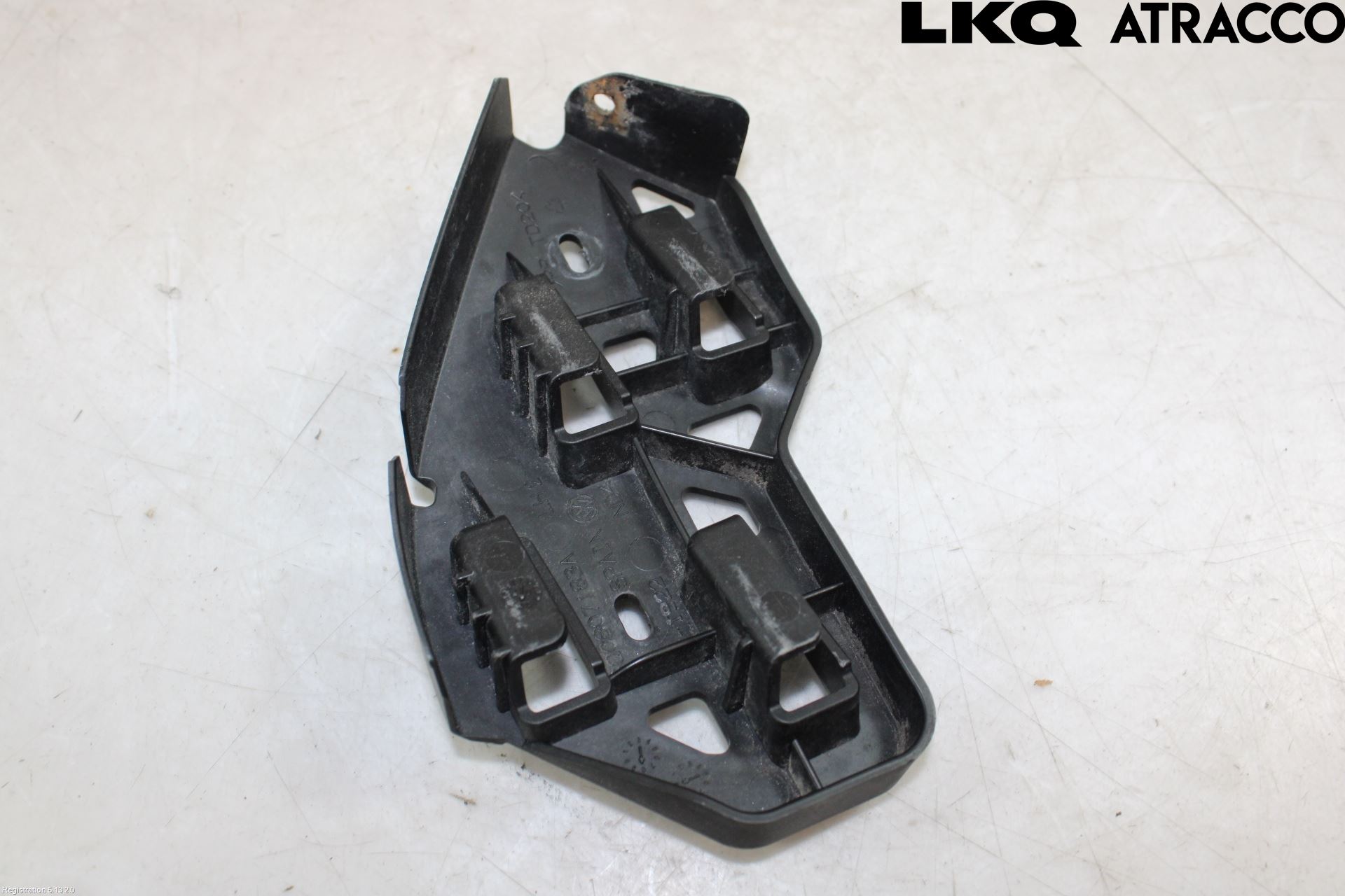 Volkswagen VW POLO 05-09 Stötfångarfäste Fram Vä
