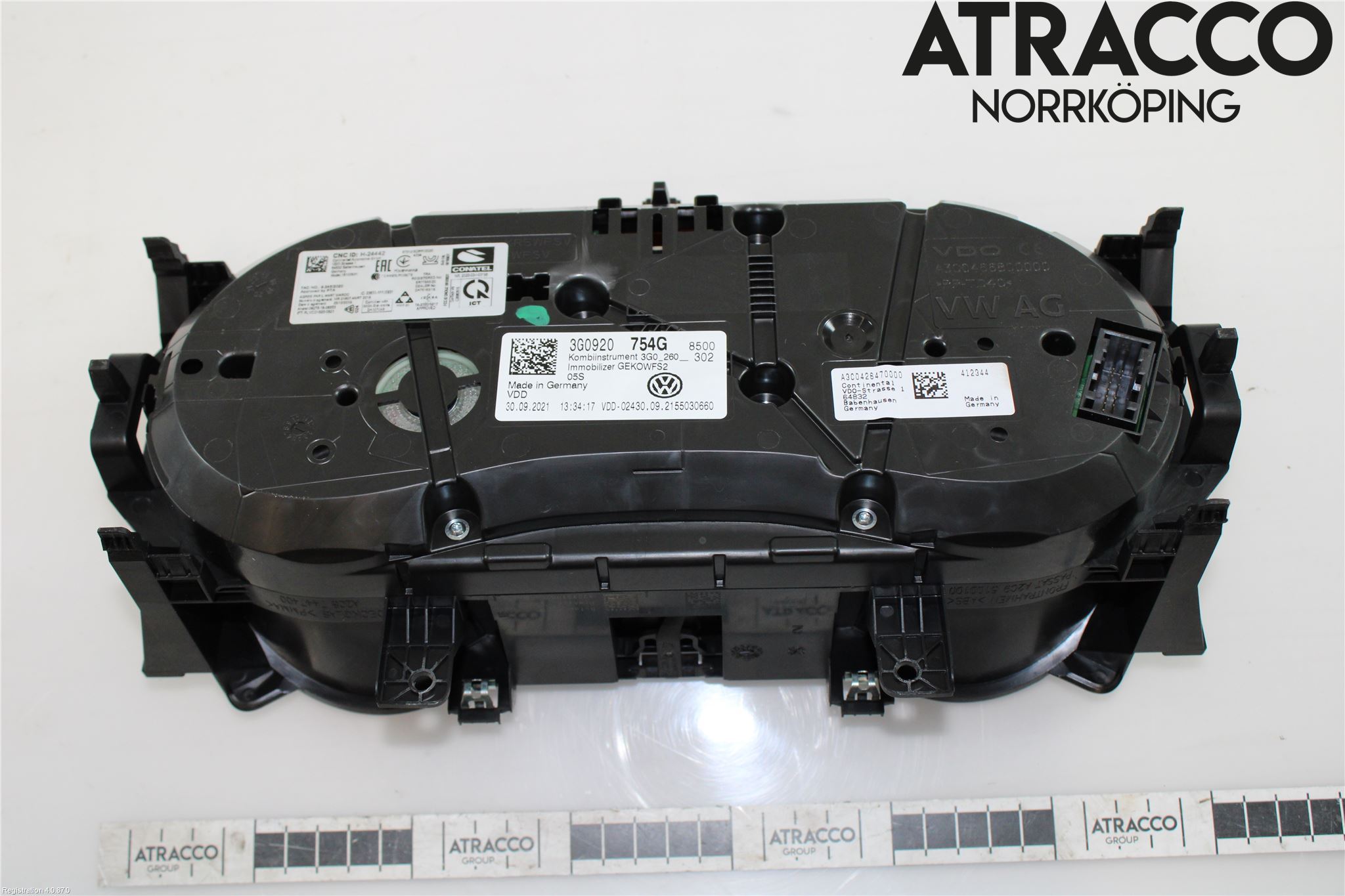 Volkswagen VW PASSAT 20-24 Instrument Komb