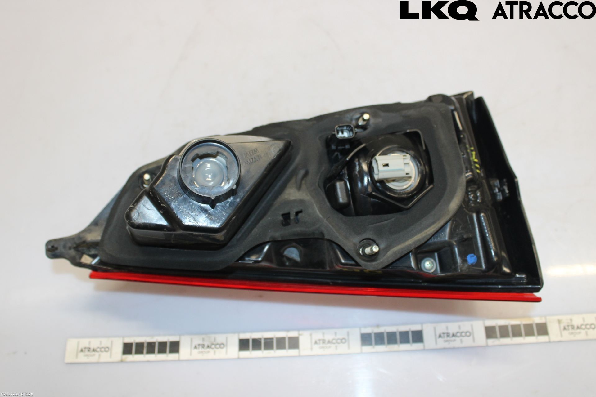 Nissan QASHQAI 14-17 Bakljus Lucka Hö