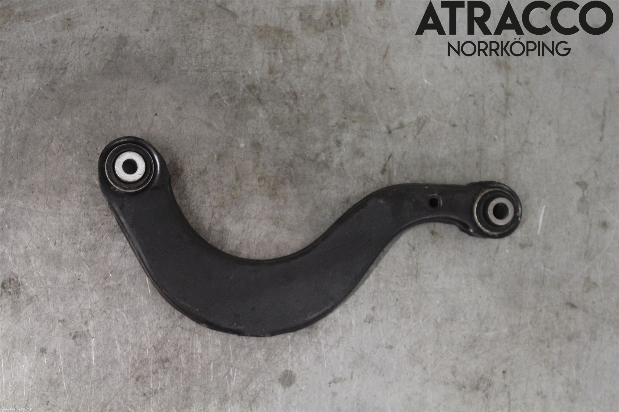 Volkswagen VW TIGUAN 16-24 Bärarm Bak Övre Höger