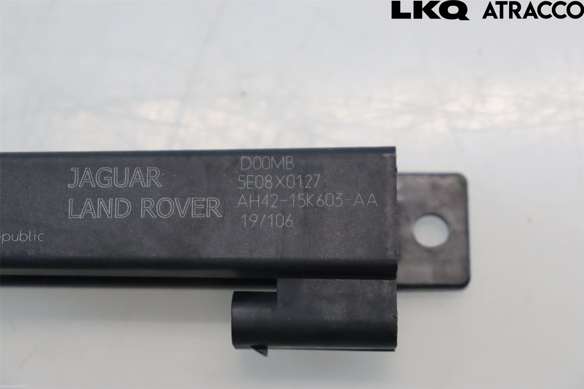 Jaguar F-PACE Antennförstärkare