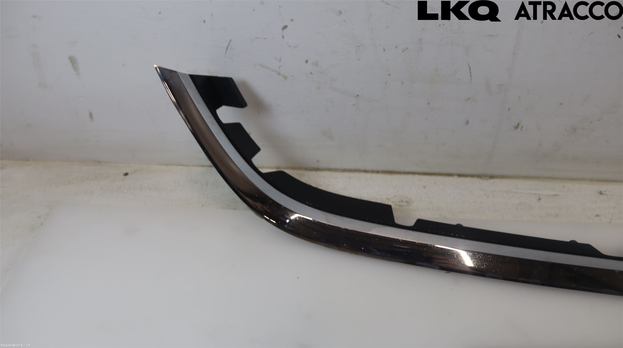 Nissan MICRA 11-16 Grilldel Mitt