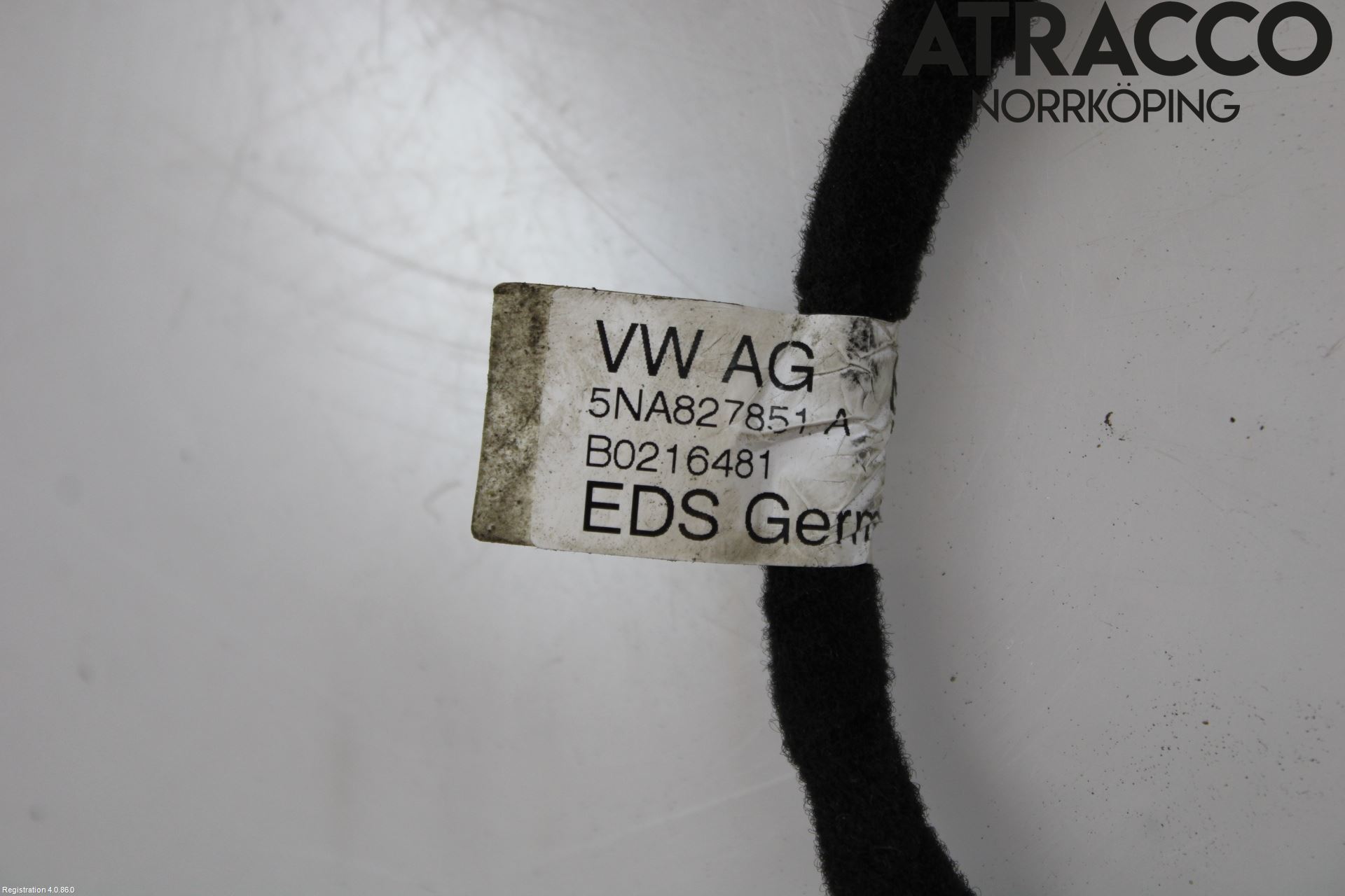 Volkswagen VW TIGUAN 16-24 Gasfjäder Baklucka