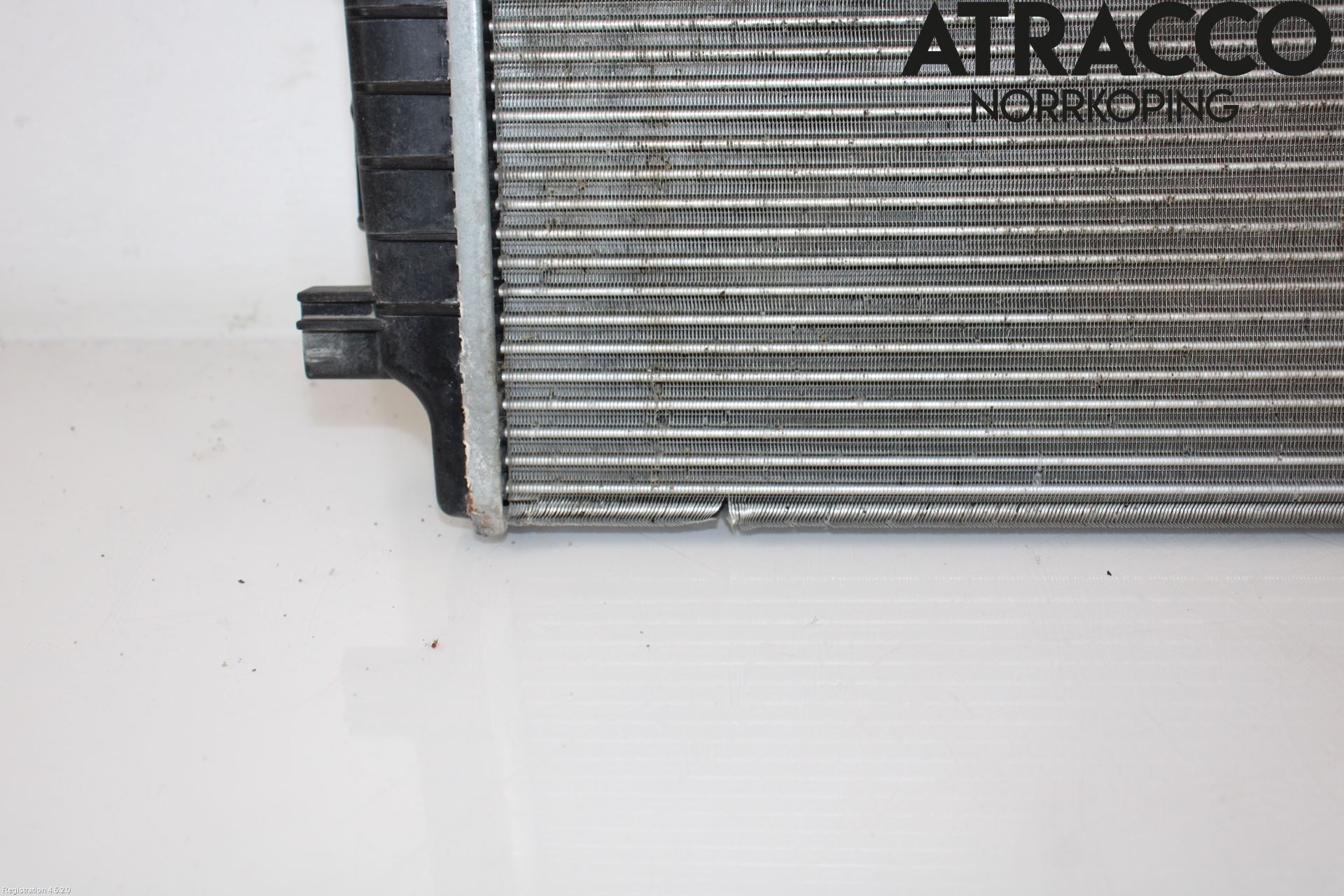 Volkswagen VW PASSAT 20-24 Kylare Aut
