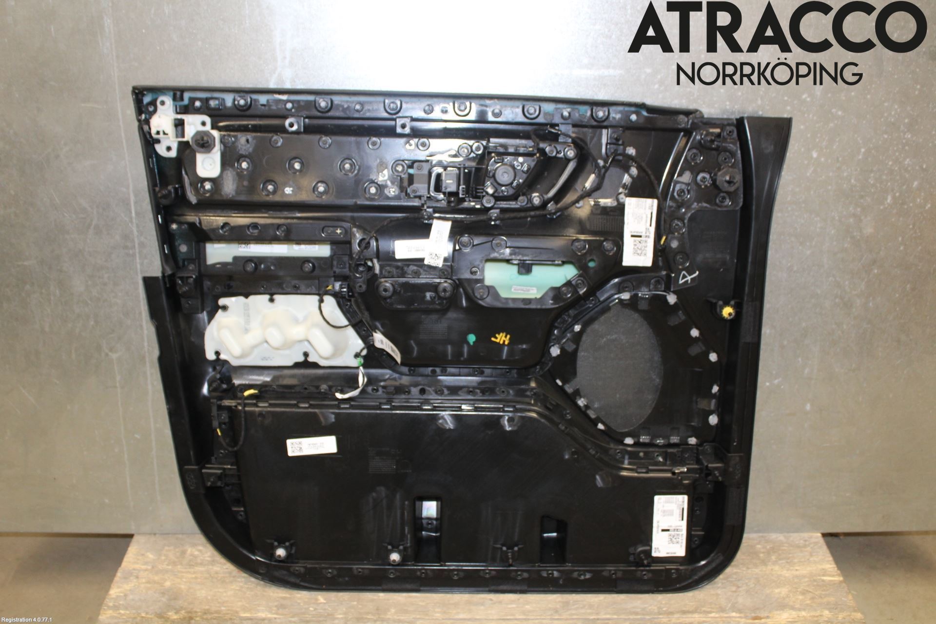 Dodge PICK UP RAM 81- Dörrklädsel Hö