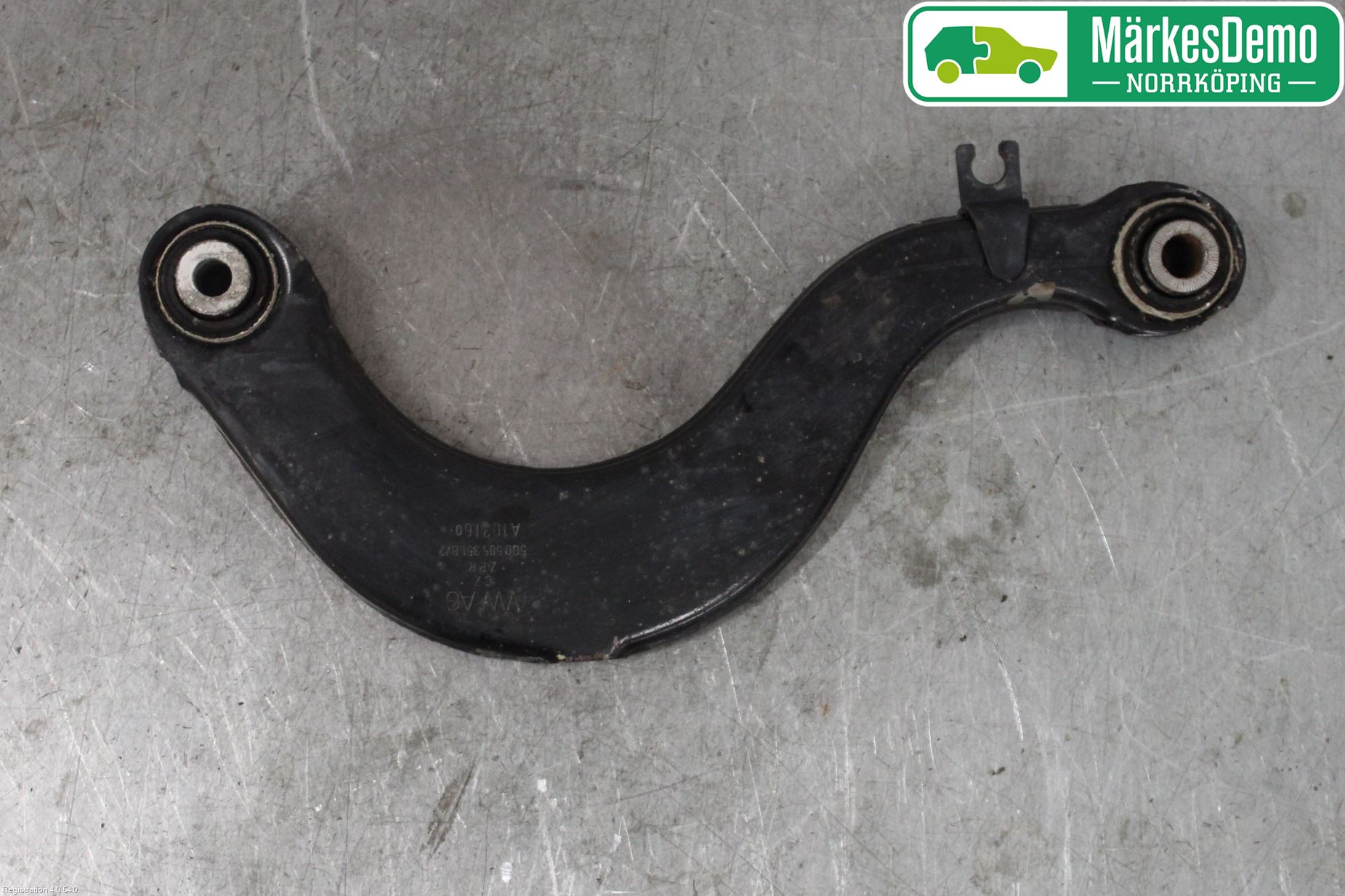 Volkswagen VW PASSAT 15-19 Bärarm Bak Övre Höger