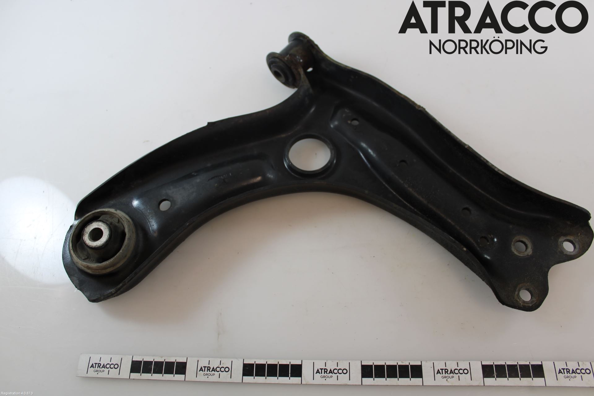Skoda FABIA 07-14 Bärarm Fram Undre Vä