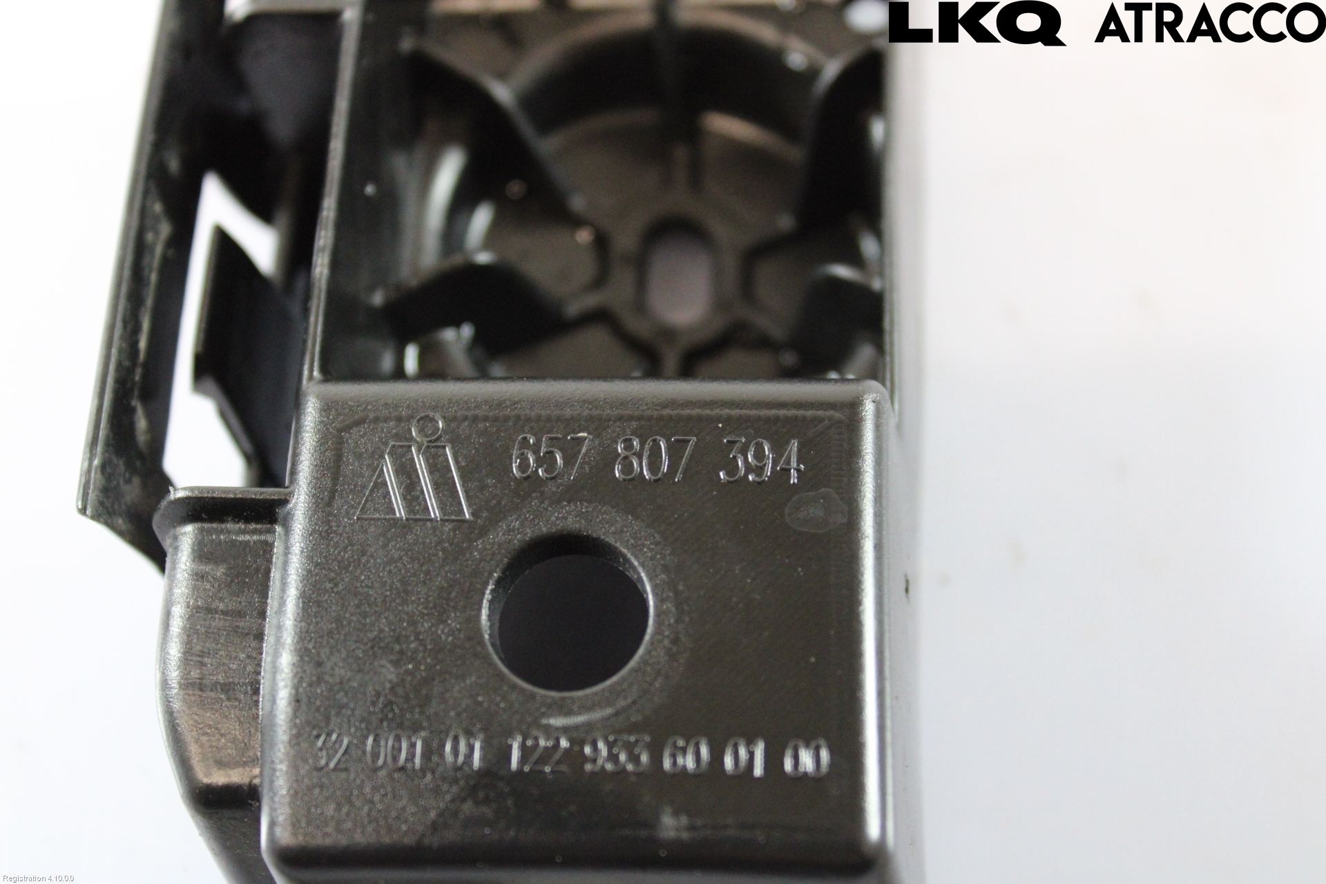 Skoda SCALA 19- Stötfångarfäste Bak Hö