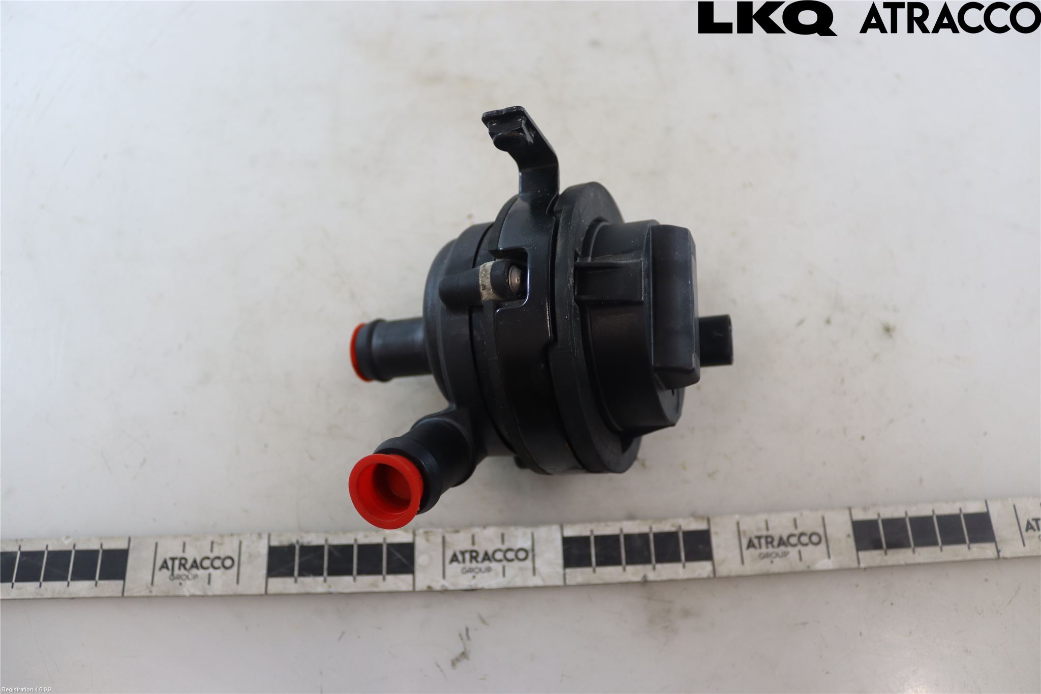 Jaguar I-PACE 18- Vattenpump