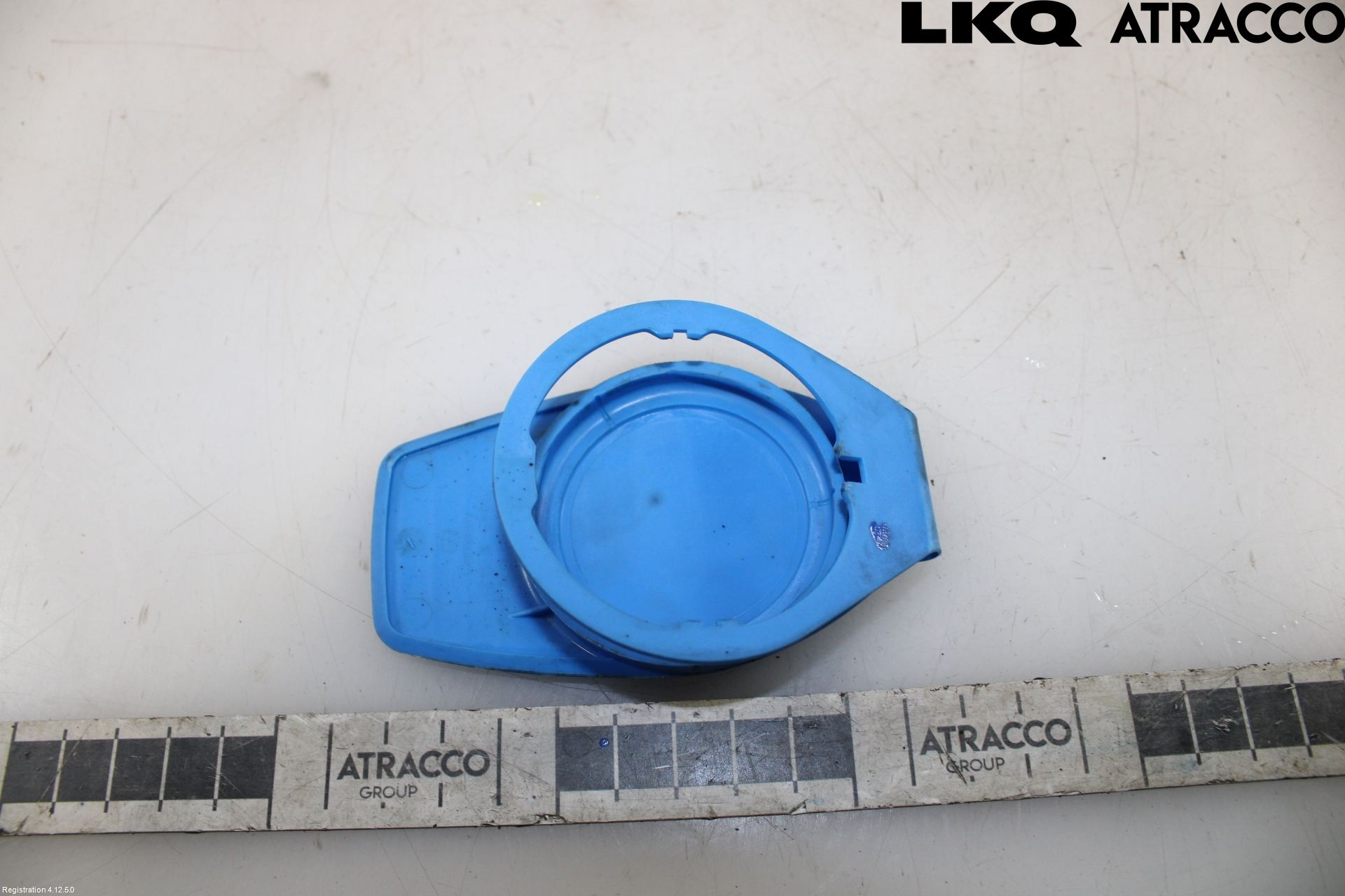 Volkswagen VW GOLF V 04-09 Spolartanklock
