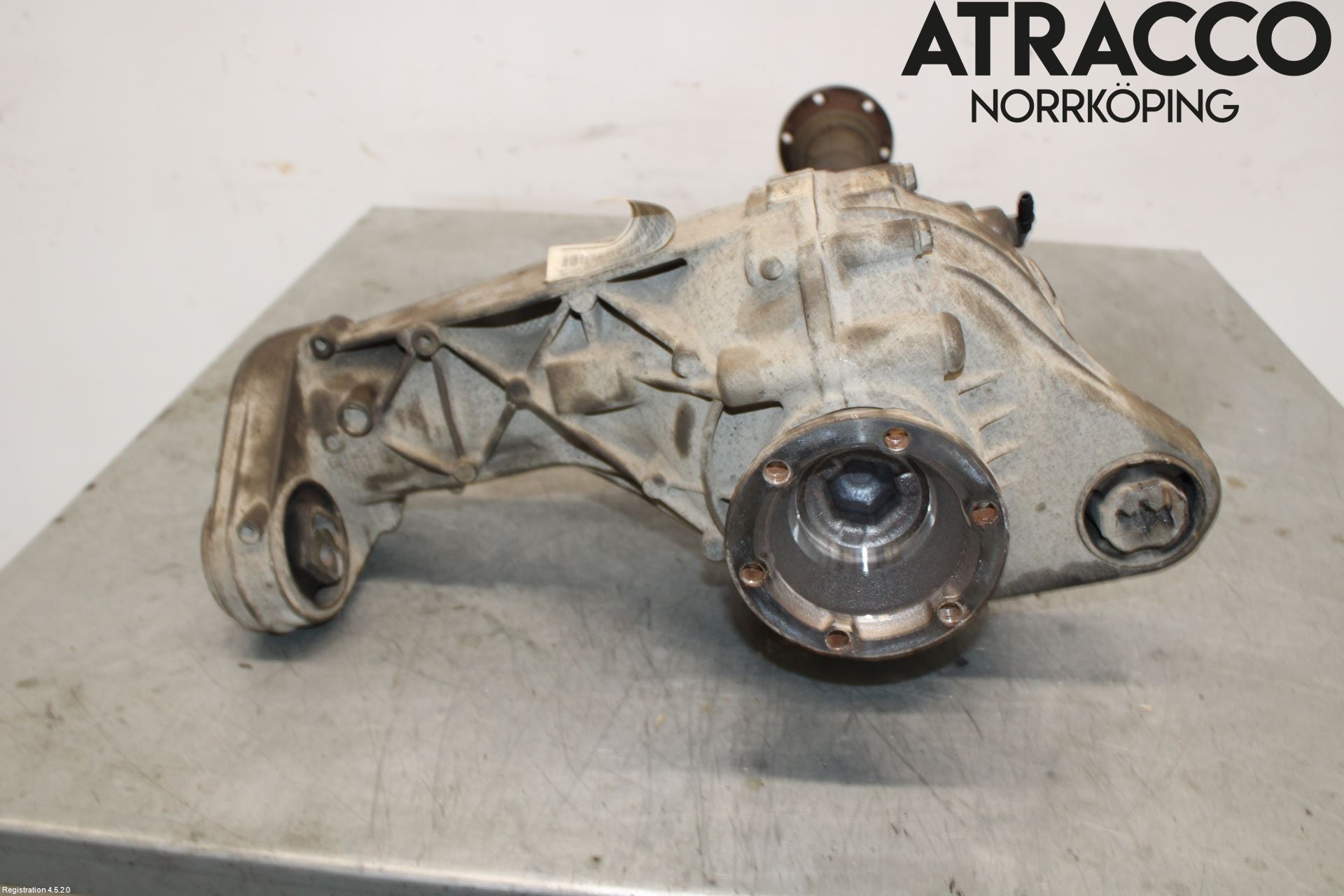 Volkswagen VW AMAROK 2H 10-22 Framvagn Diffrential