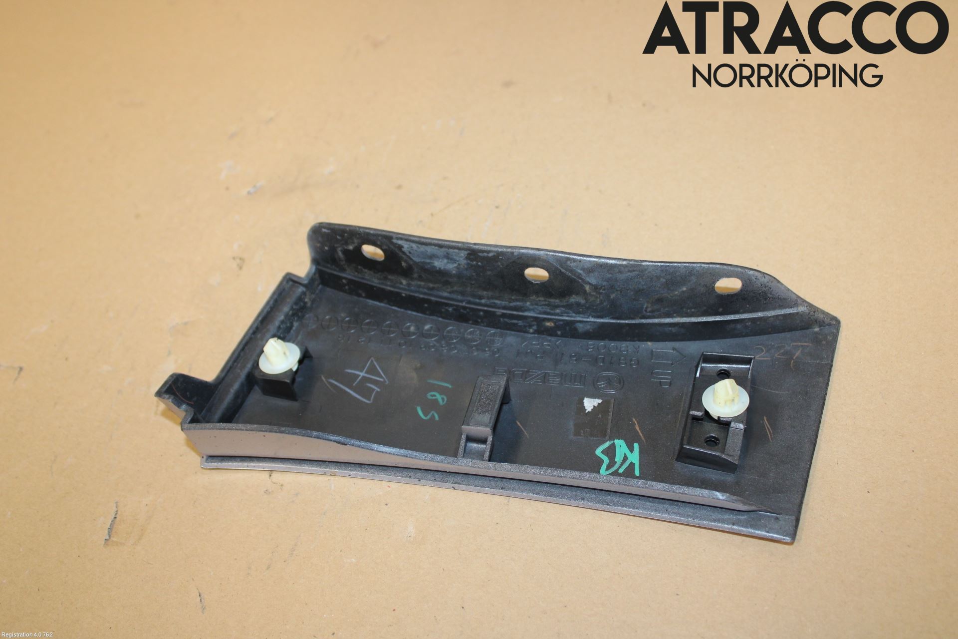 Mazda 6 08-13 Skärm Hörn Utfyllnad Fram