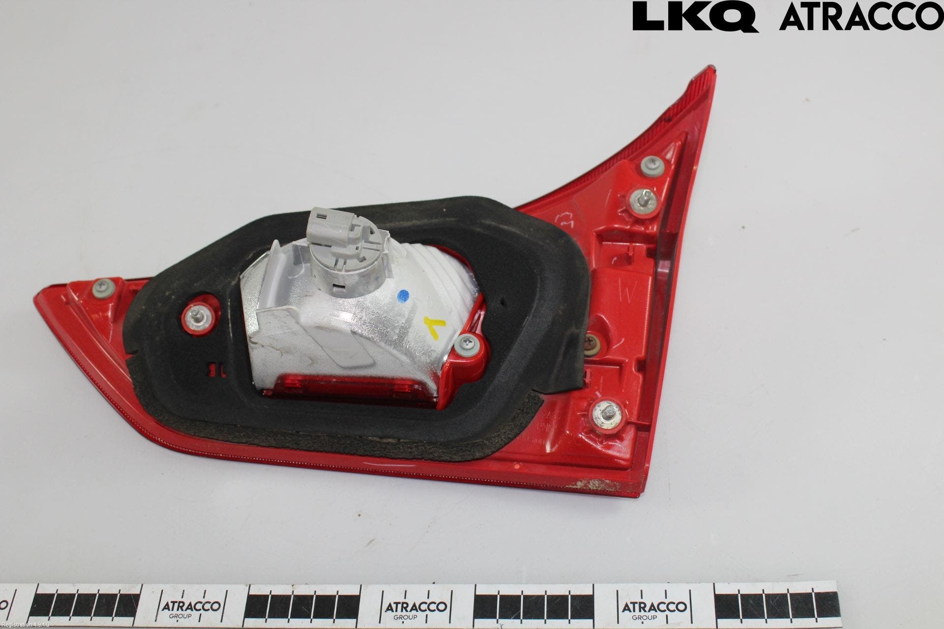 Toyota AURIS 13-19 Bakljus Lucka Vä