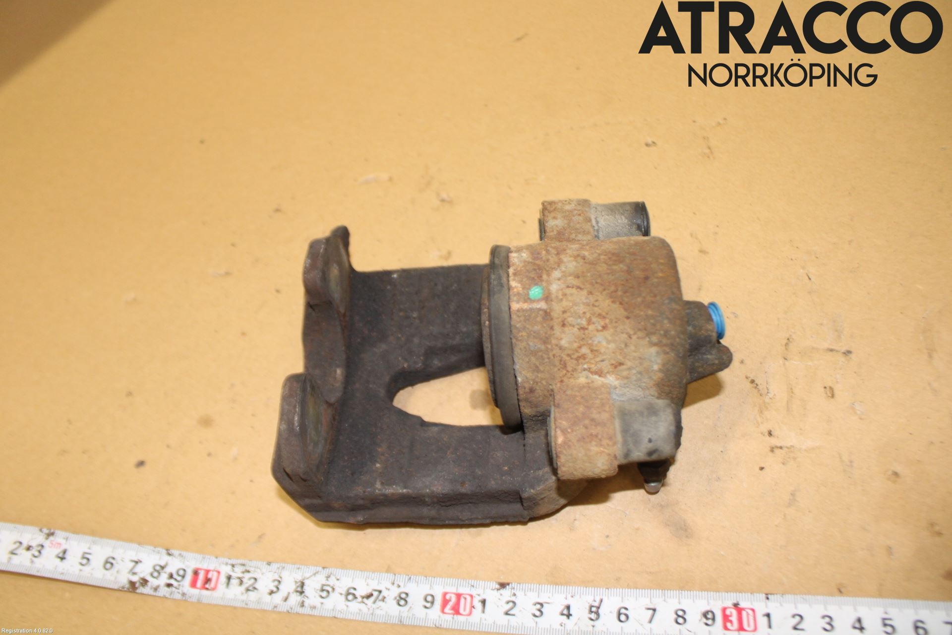 Volkswagen VW POLO 10-17 Bromsok Fram Höger