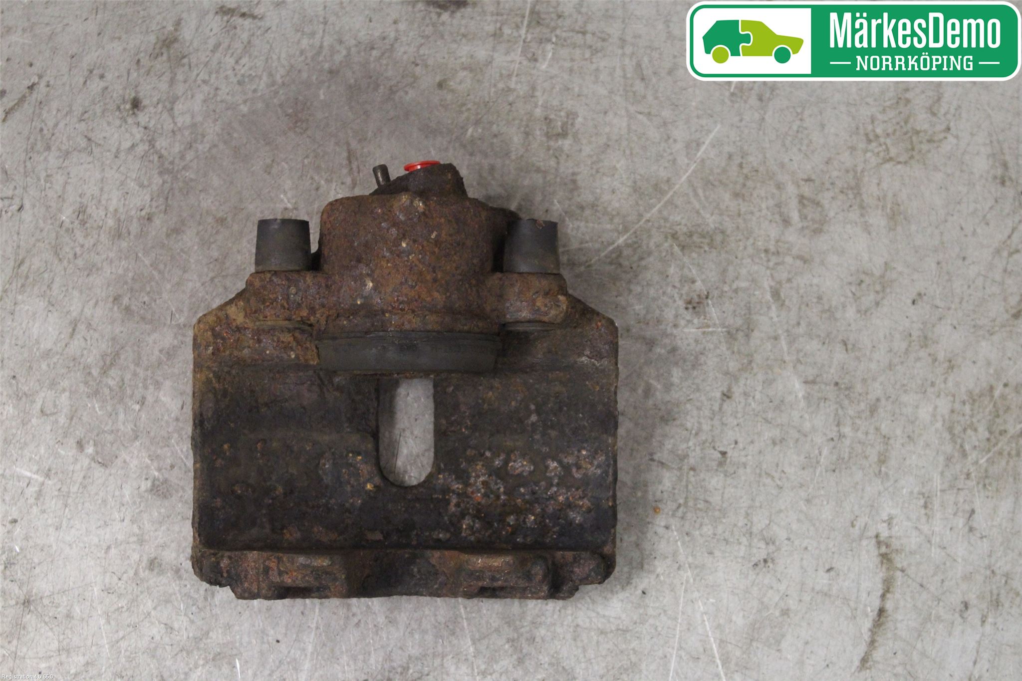Volkswagen VW PASSAT 05-11 Bromsok Fram Höger