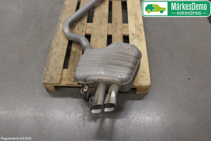Audi A4/S4 B9 16-19 Avgas Halvsats
