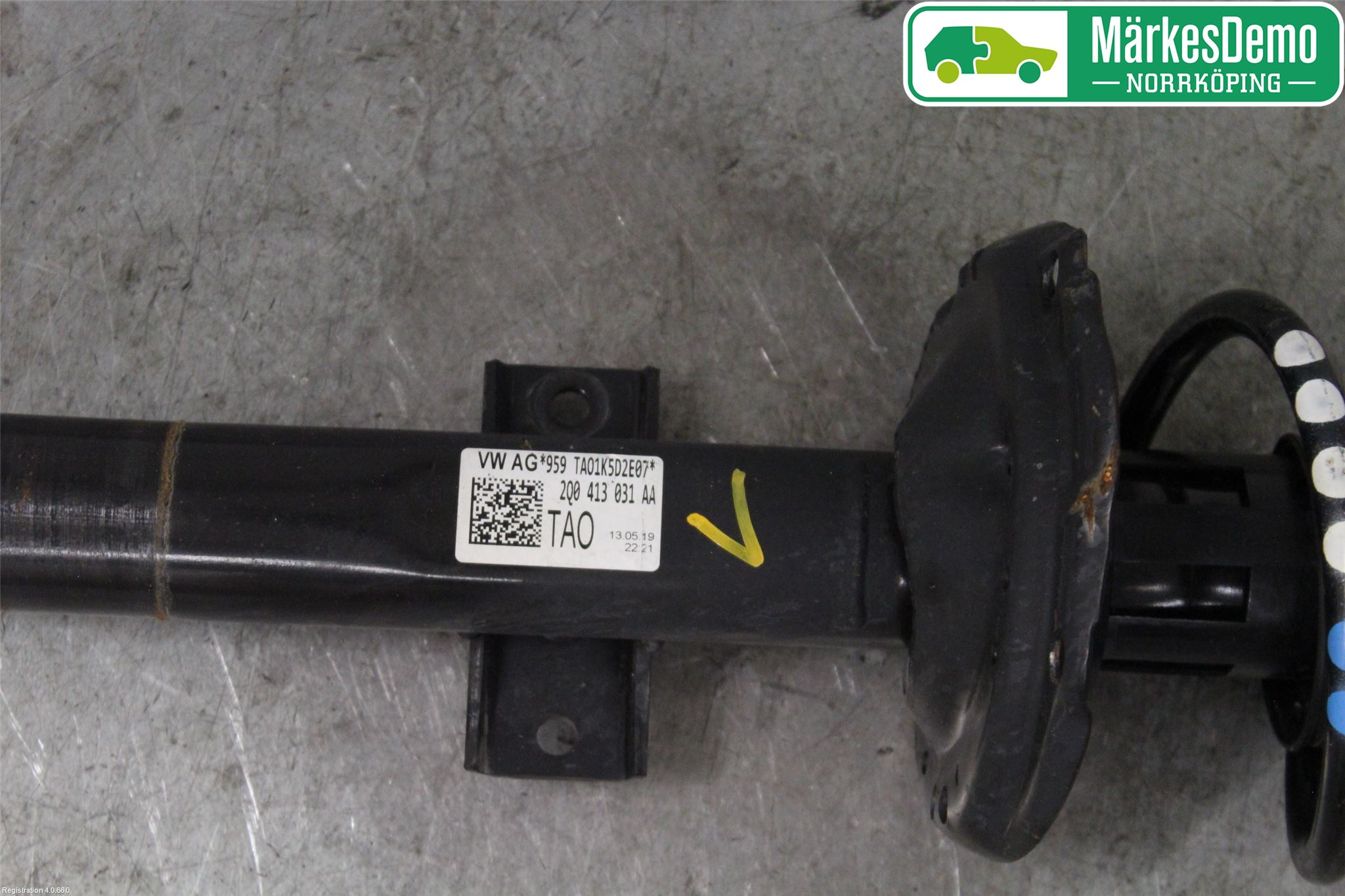 Seat ARONA Fjäderben Fram Vänster