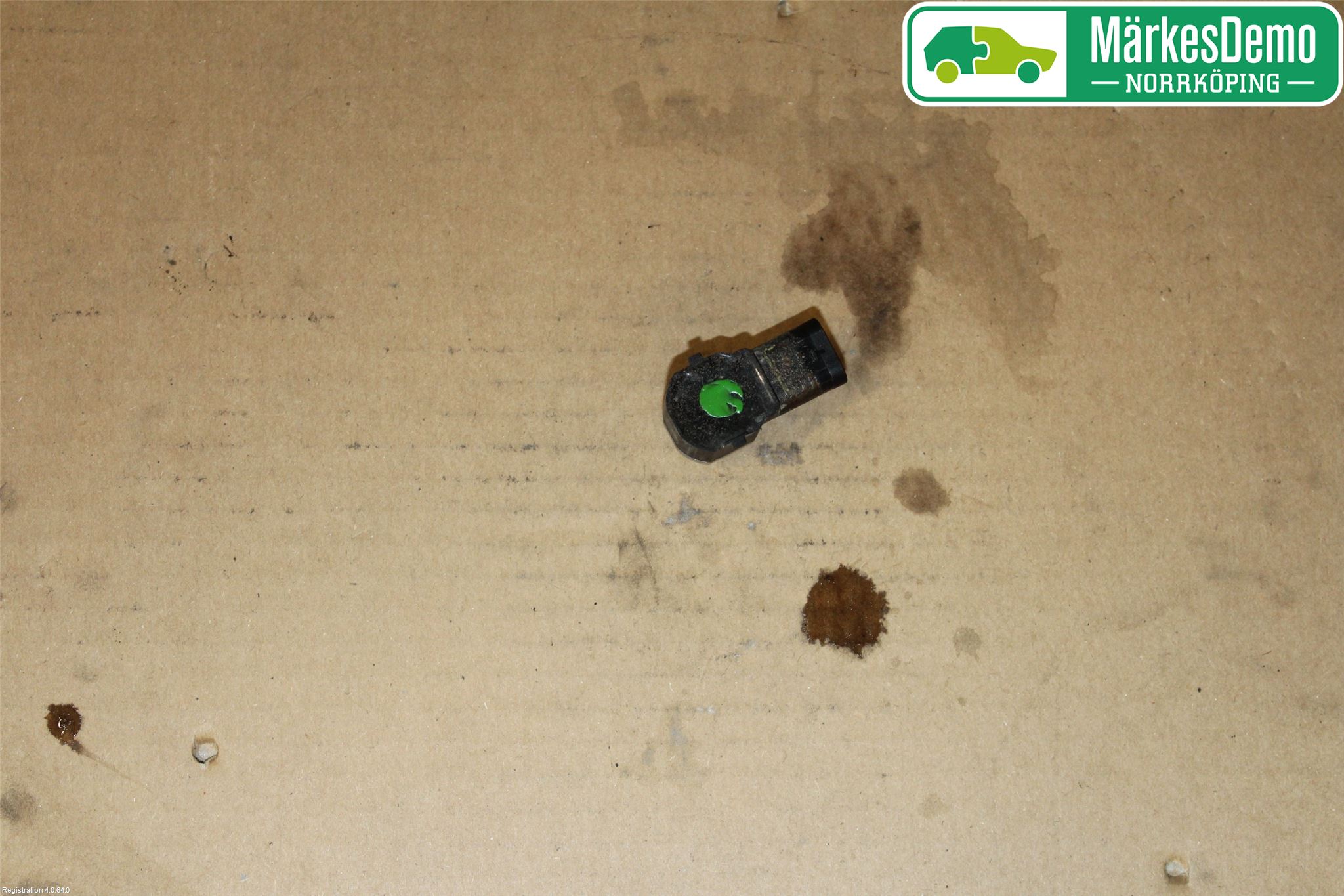 Volvo V40 12-19 Parkeringshjälp Backsensor