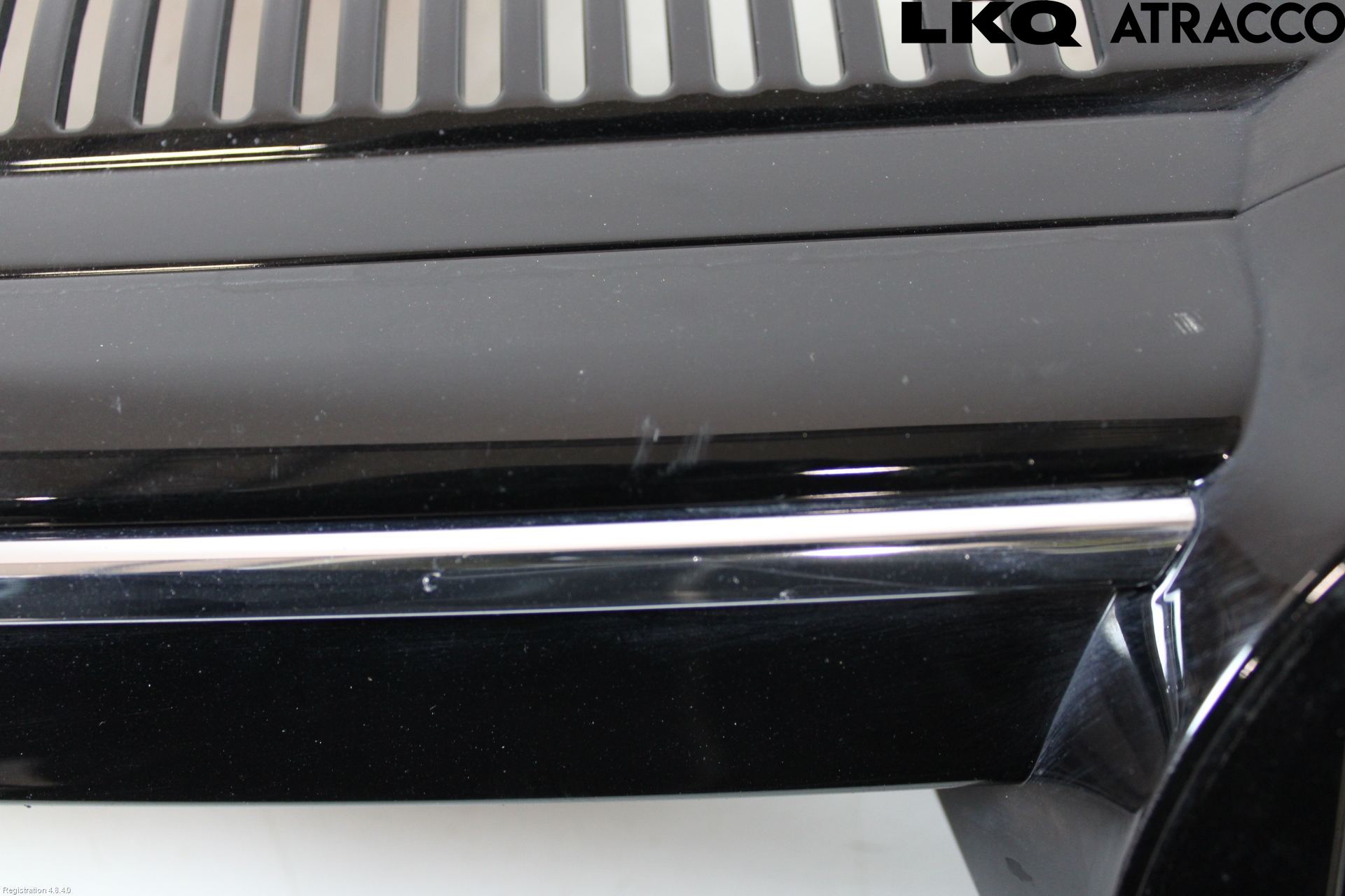 Volkswagen VW GOLF / E-GOLF VIII 20- Grill Komp