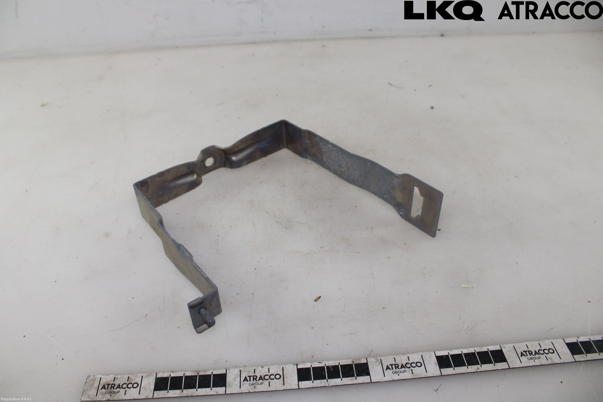 Volkswagen VW PASSAT 24- Batterilåda-Fäste-Hållare