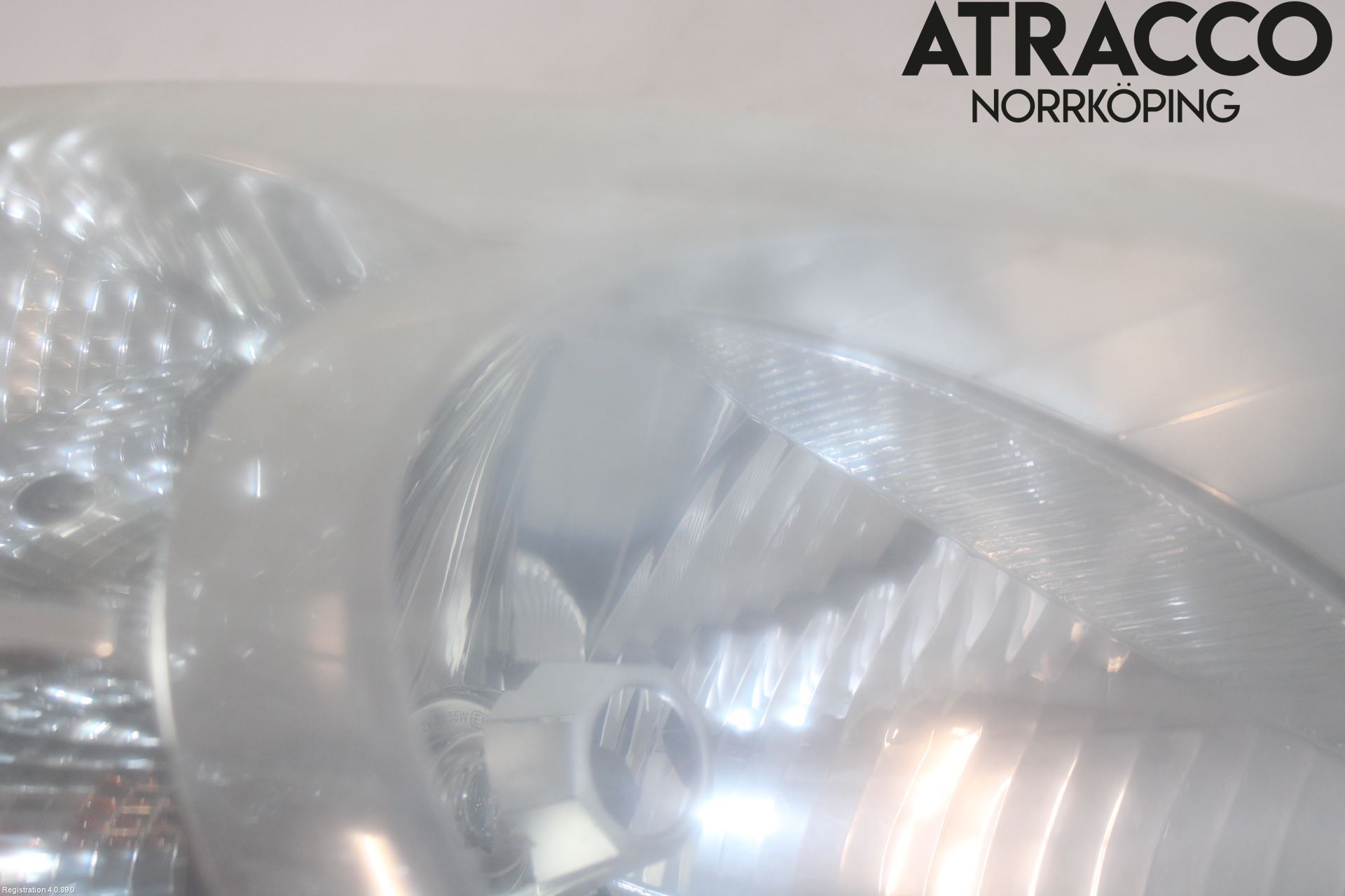 Peugeot PARTNER 08-15 Strålkastare Höger