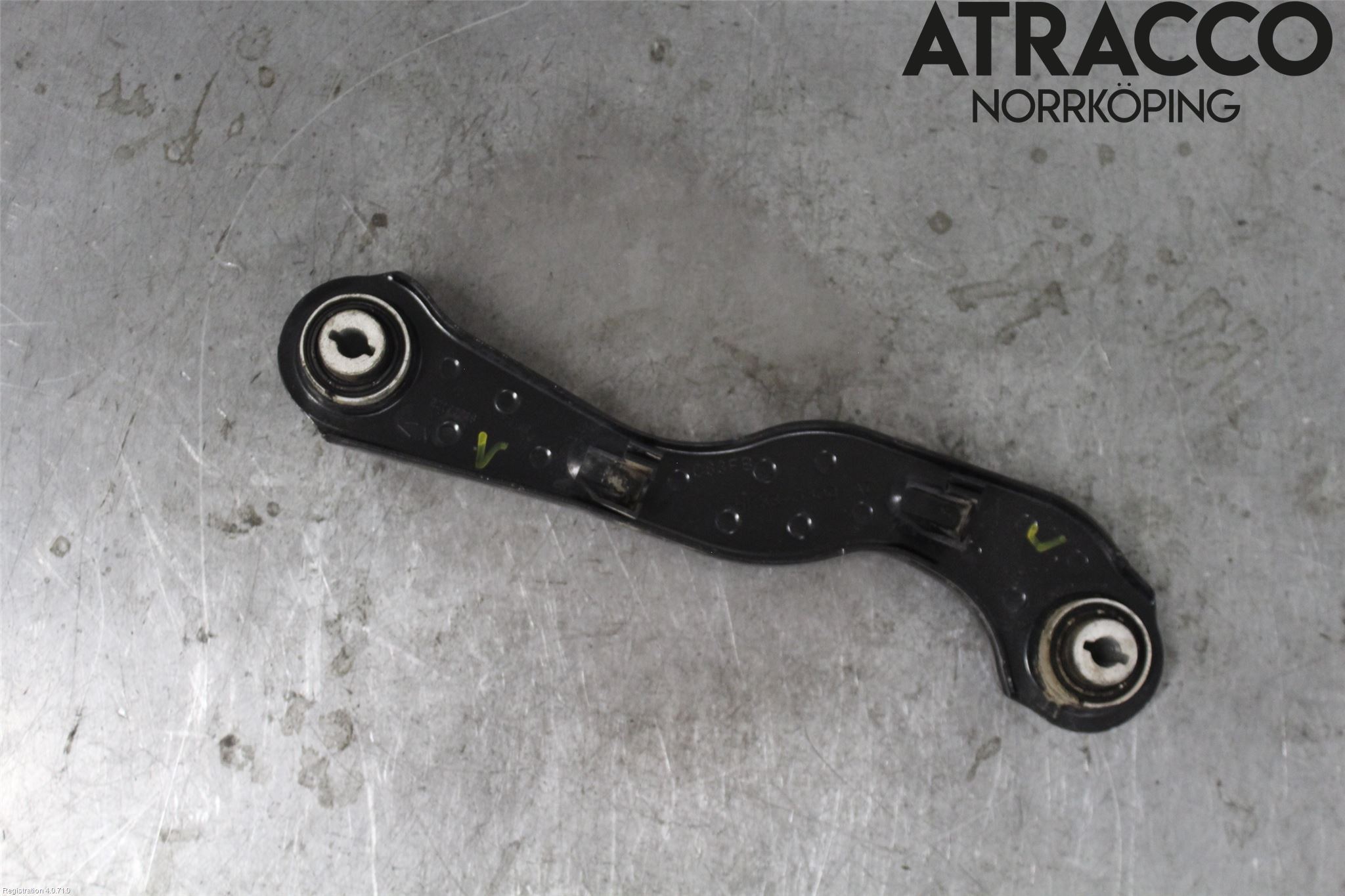 Jaguar F-PACE Bärarm Bak Övre Vänster