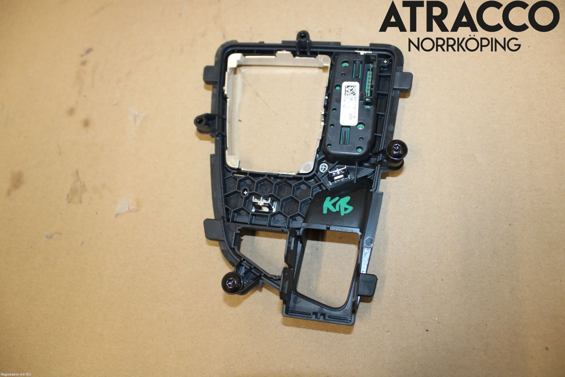 Audi A4/S4 B9 16-19 Inredning Sarg Växelspak